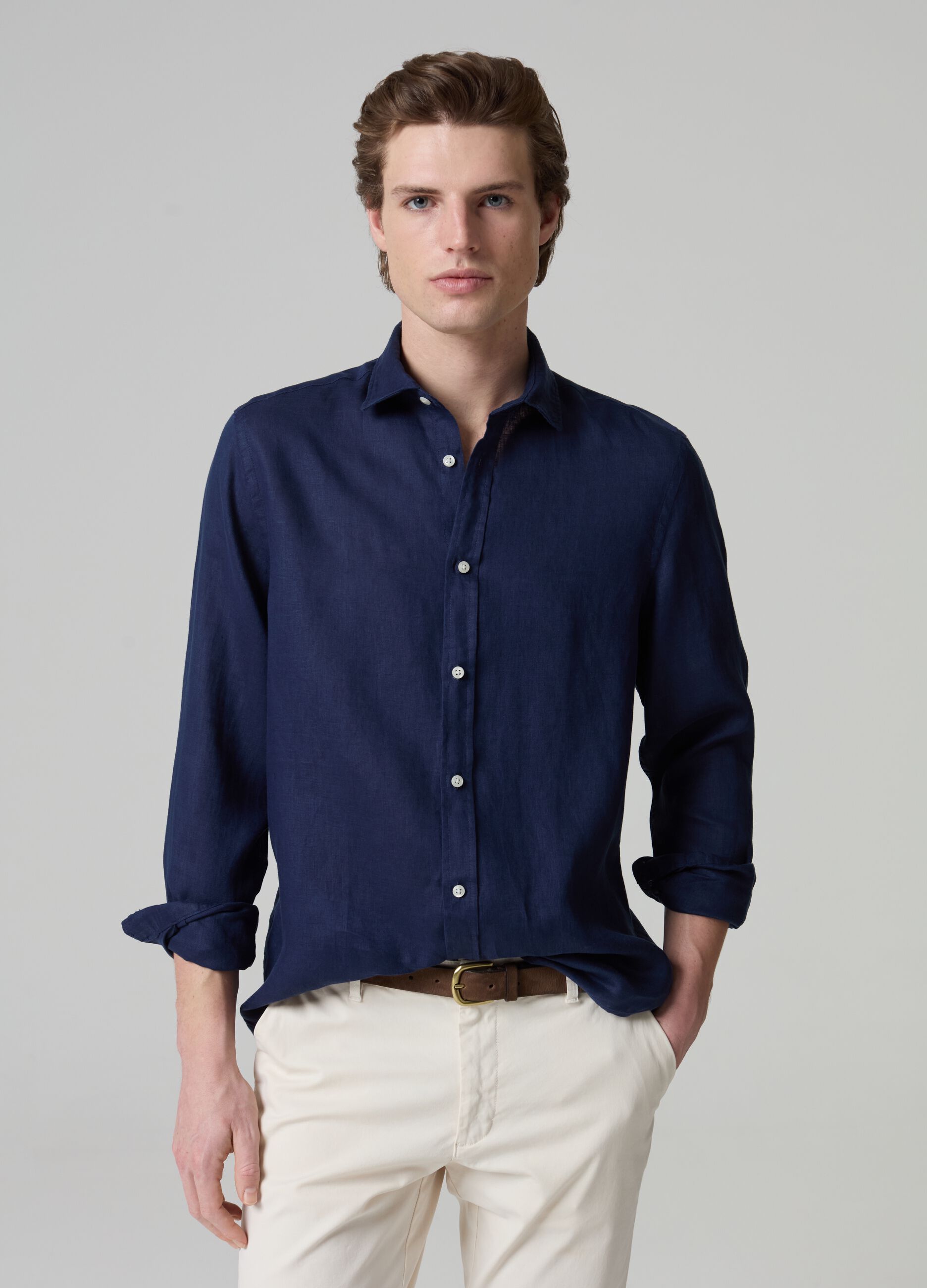 Solid colour linen shirt
