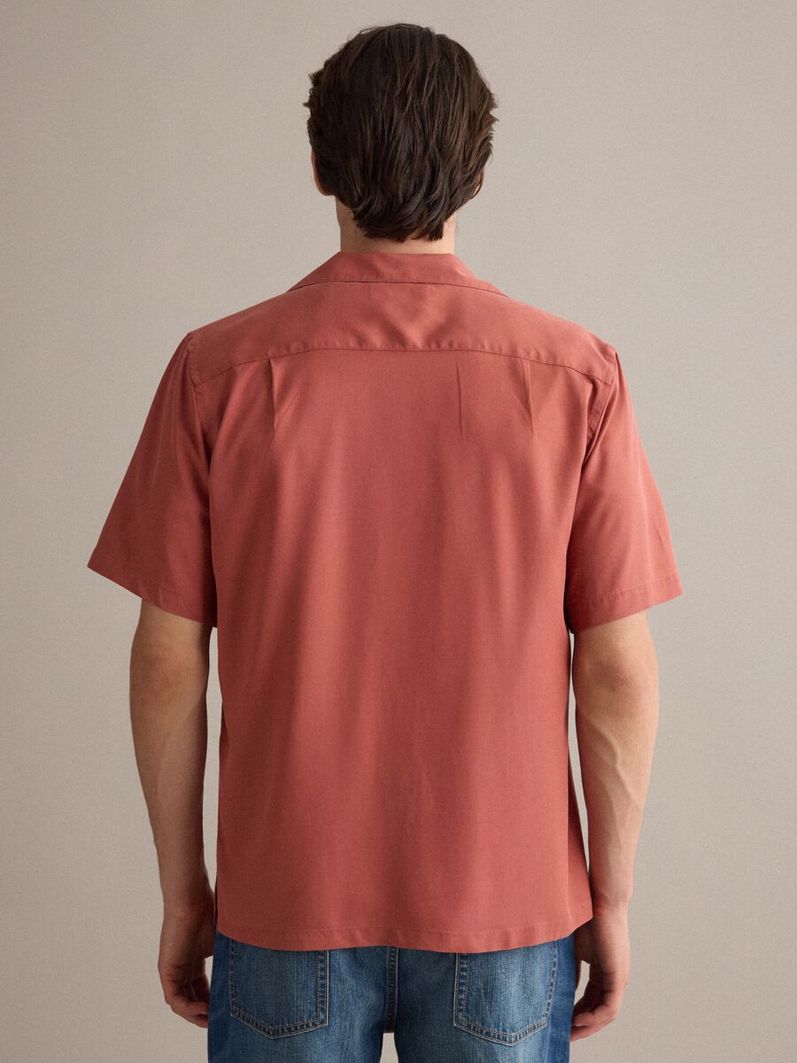 Camicia rossa a maniche corte in puro lyocell_3
