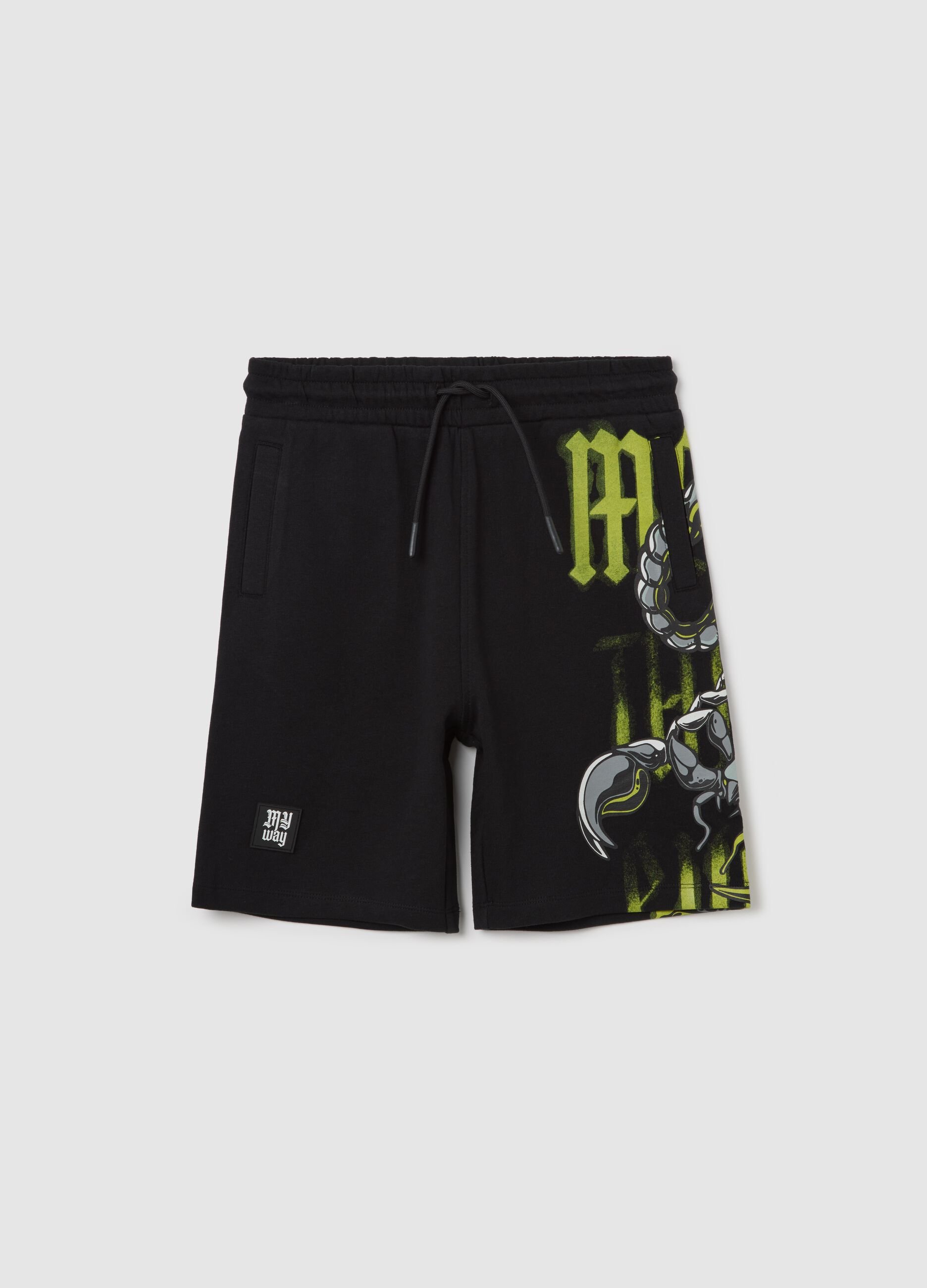 Black Bermuda shorts in cotton with drawstring and print