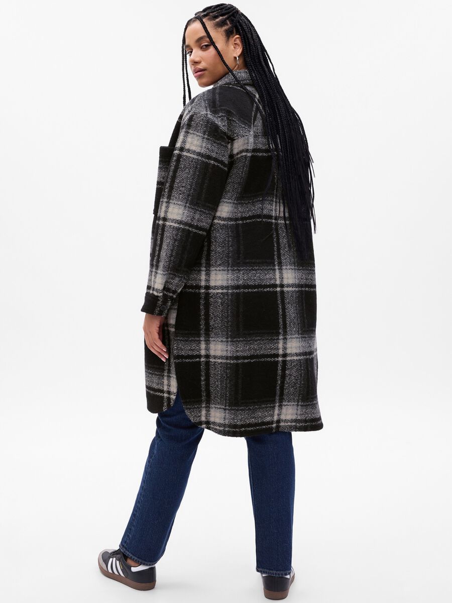 Long shacket with check pattern_4