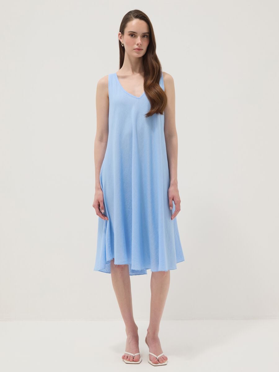 Abito midi azzurro in misto lino e viscosa con scollo a V regular fit_0