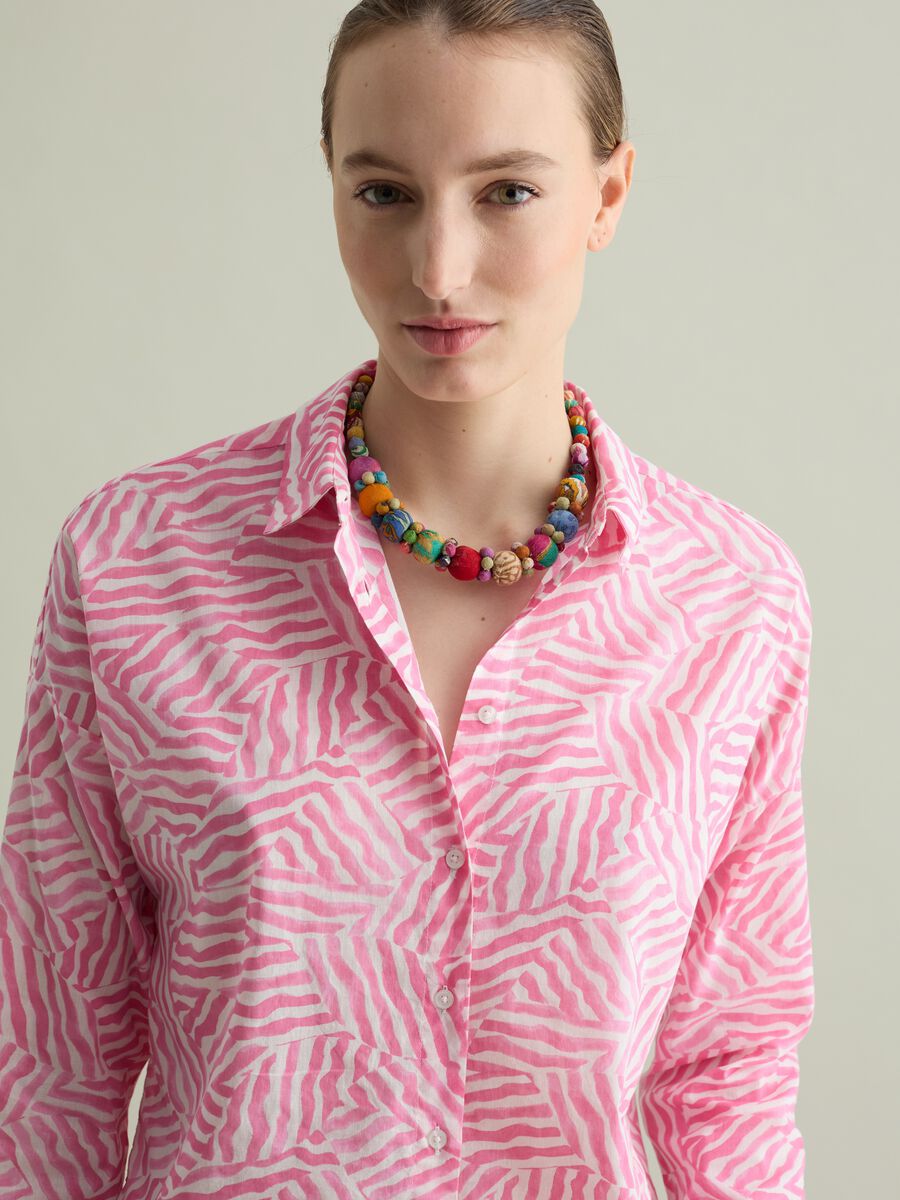 Cotton shirt with patterned print_2