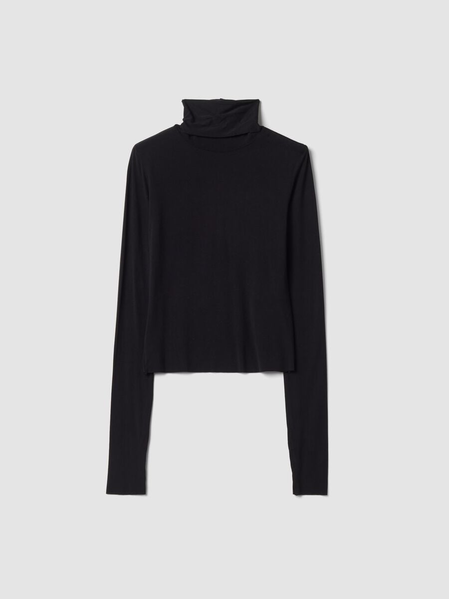 Maglia nera in viscosa elasticizzata con colletto rialzato slim fit_0