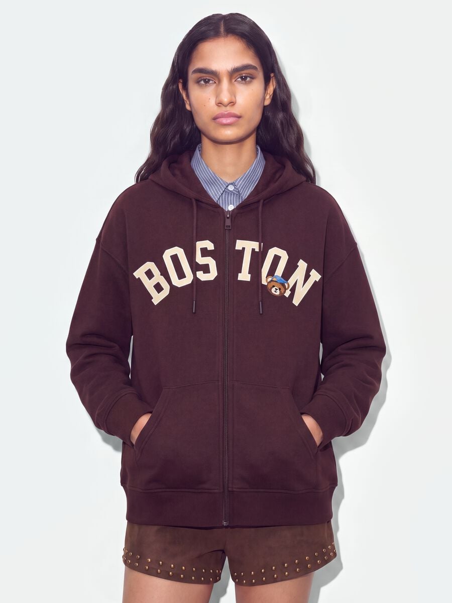 Felpa marrone in misto cotone con cappuccio e scritta Boston relaxed fit_0