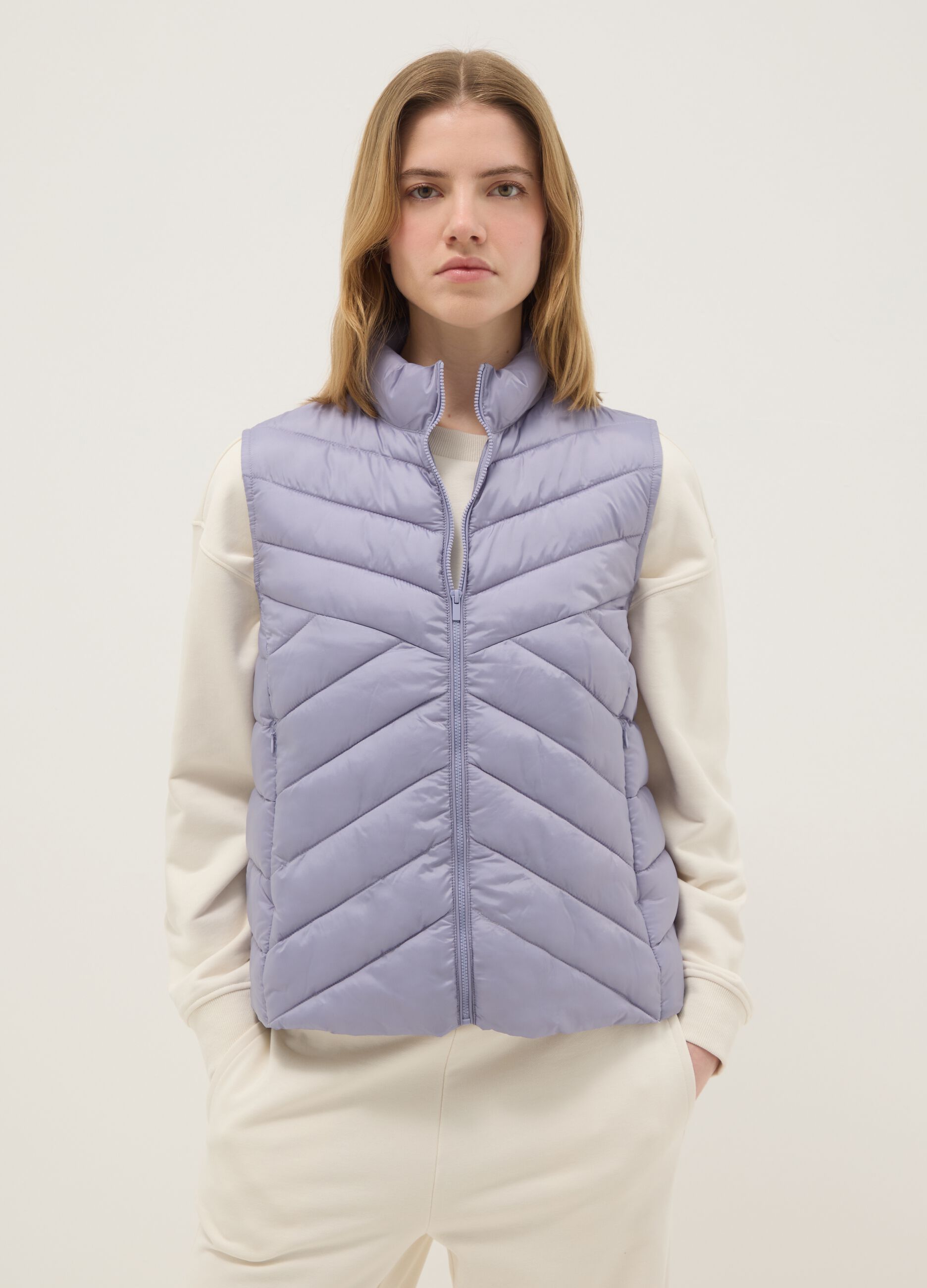Regular fit padded purple gilet with zip