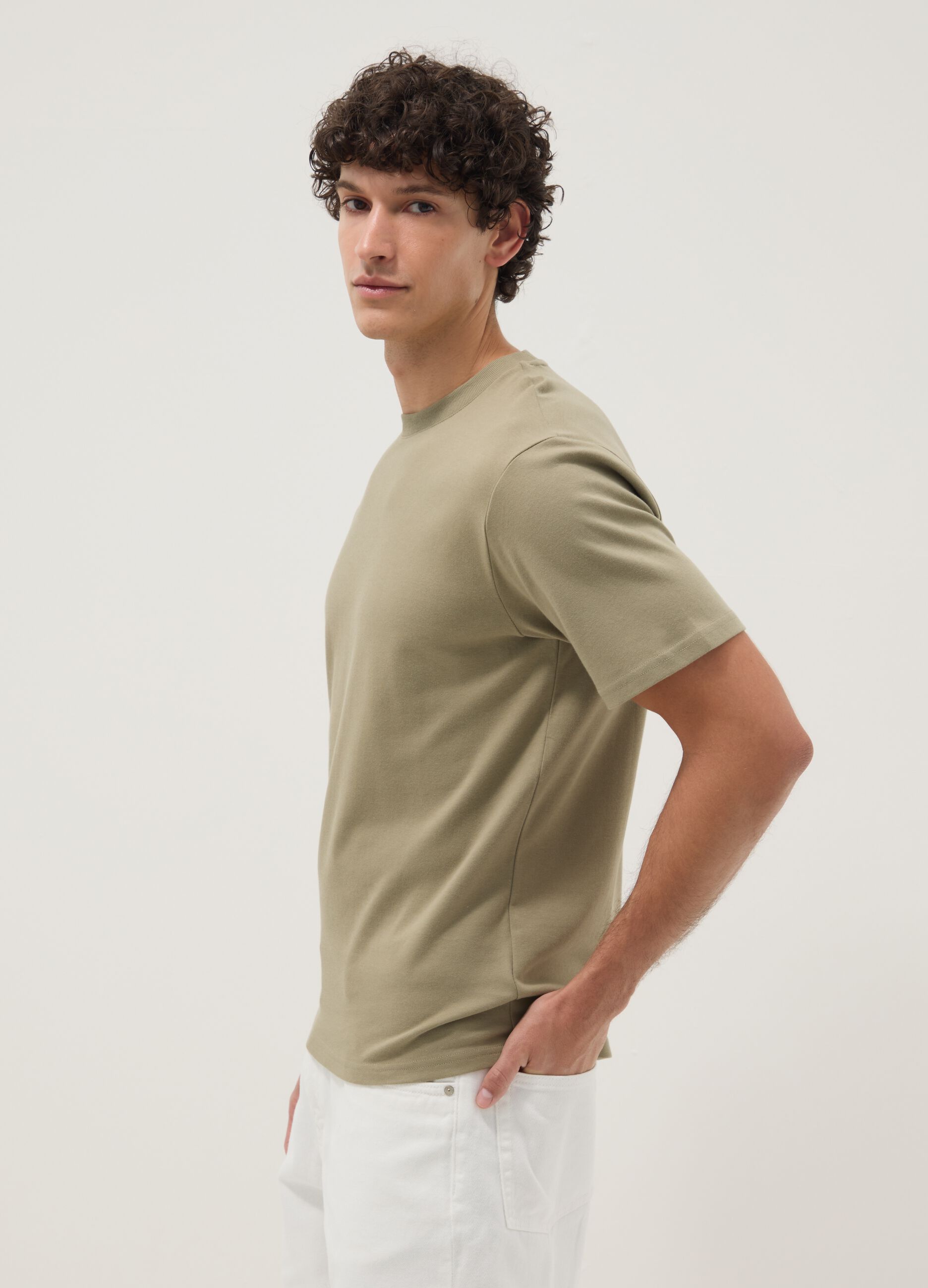 The Iconic Tee Green T-shirt in Pure Cotton Relaxed Fit
