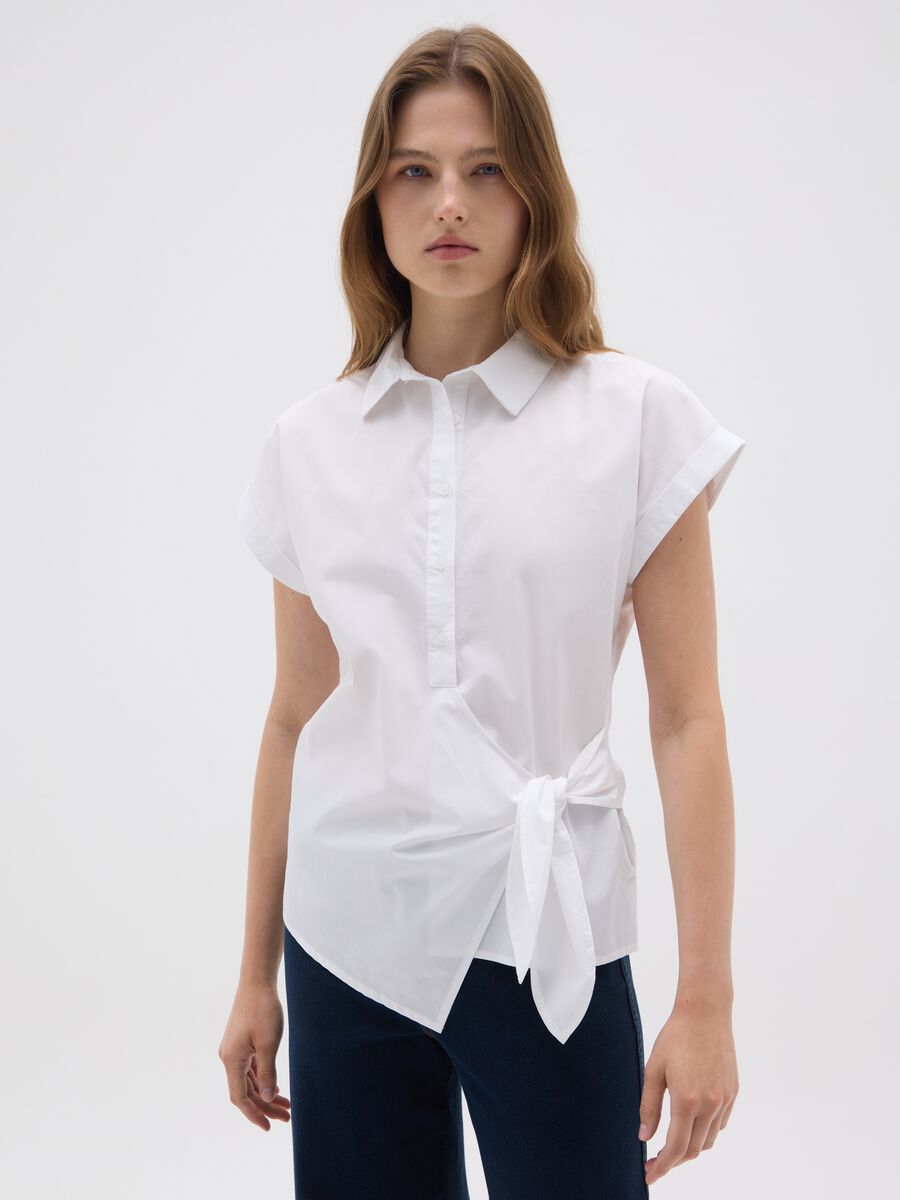 Camicia in puro cotone bianca regular fit con nodo_0