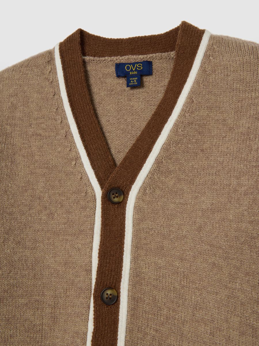 Cardigan da bambino marrone regular fit con bottoni_2