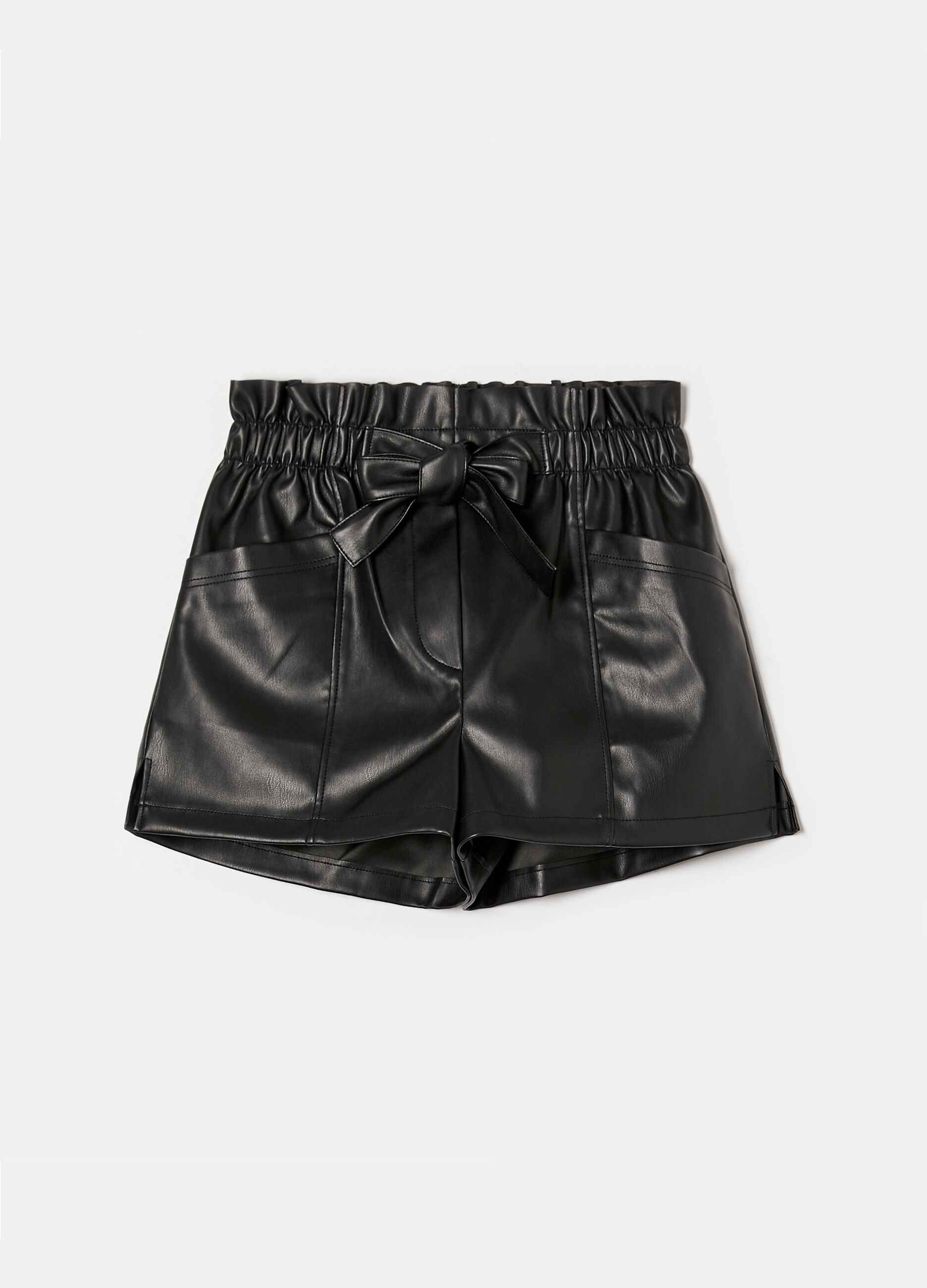 Shiny-effect shorts with bow.