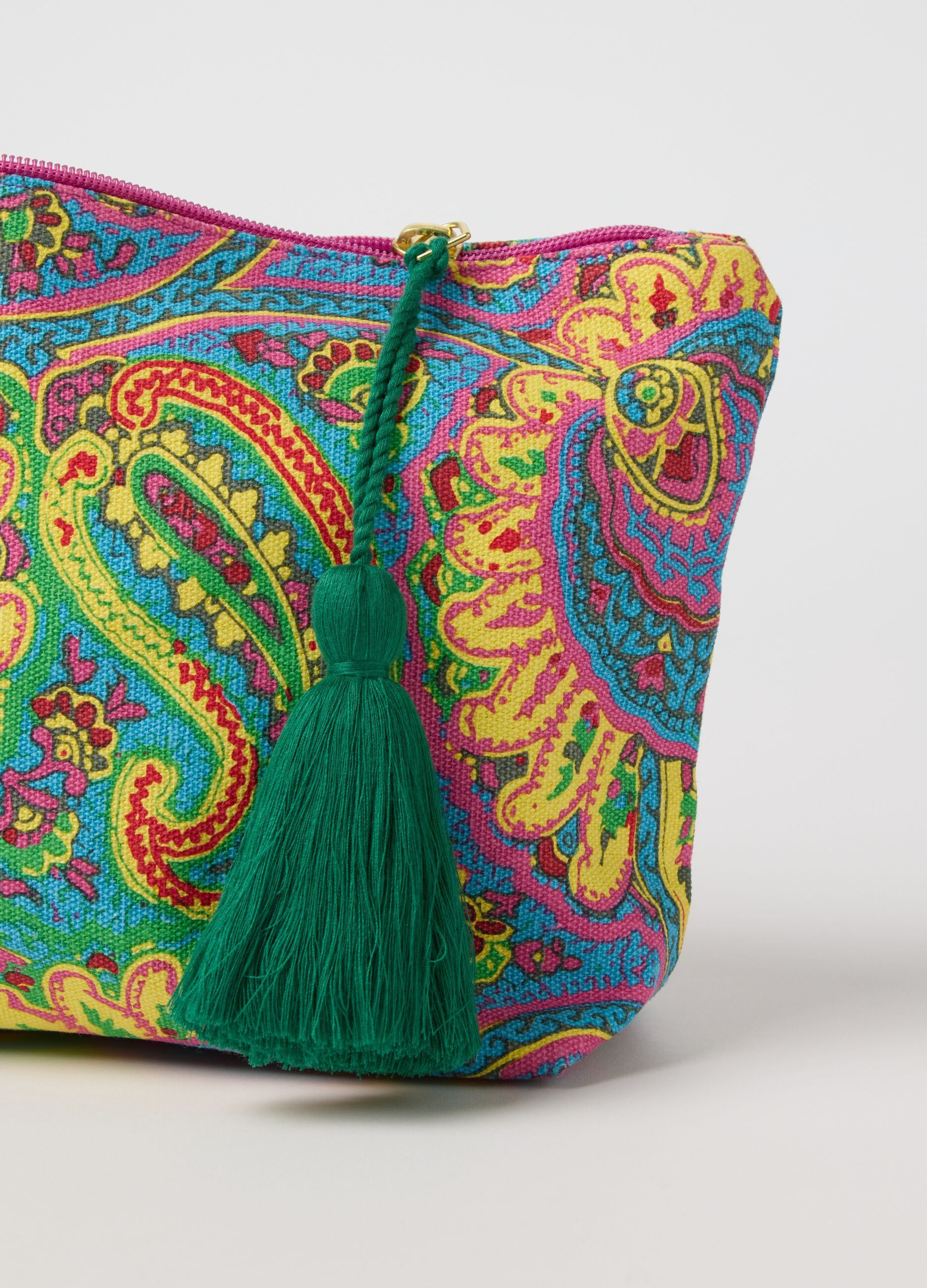 Clutch bag with tassel and paisley print