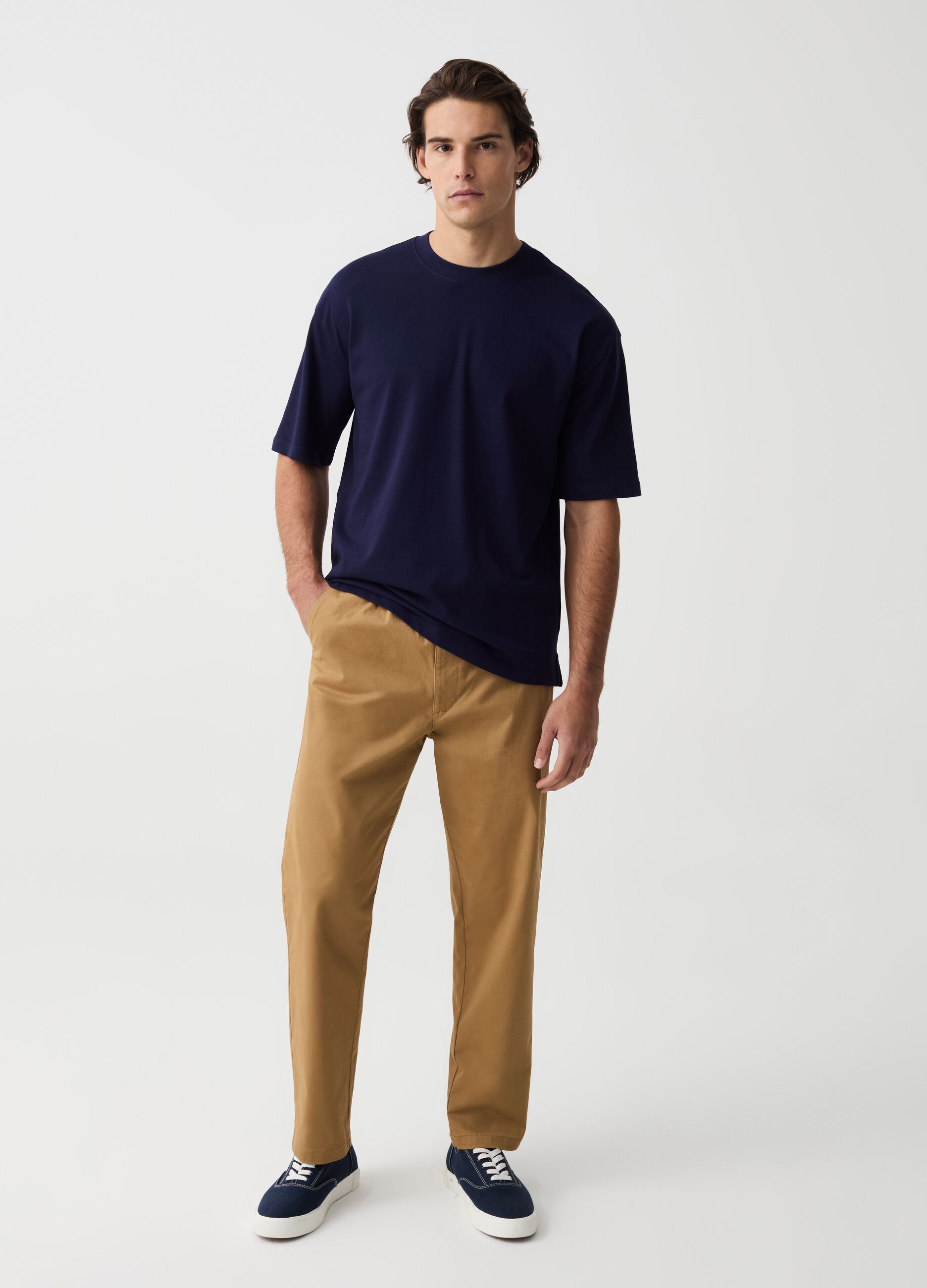 Pantalone chino jogger relaxed fit