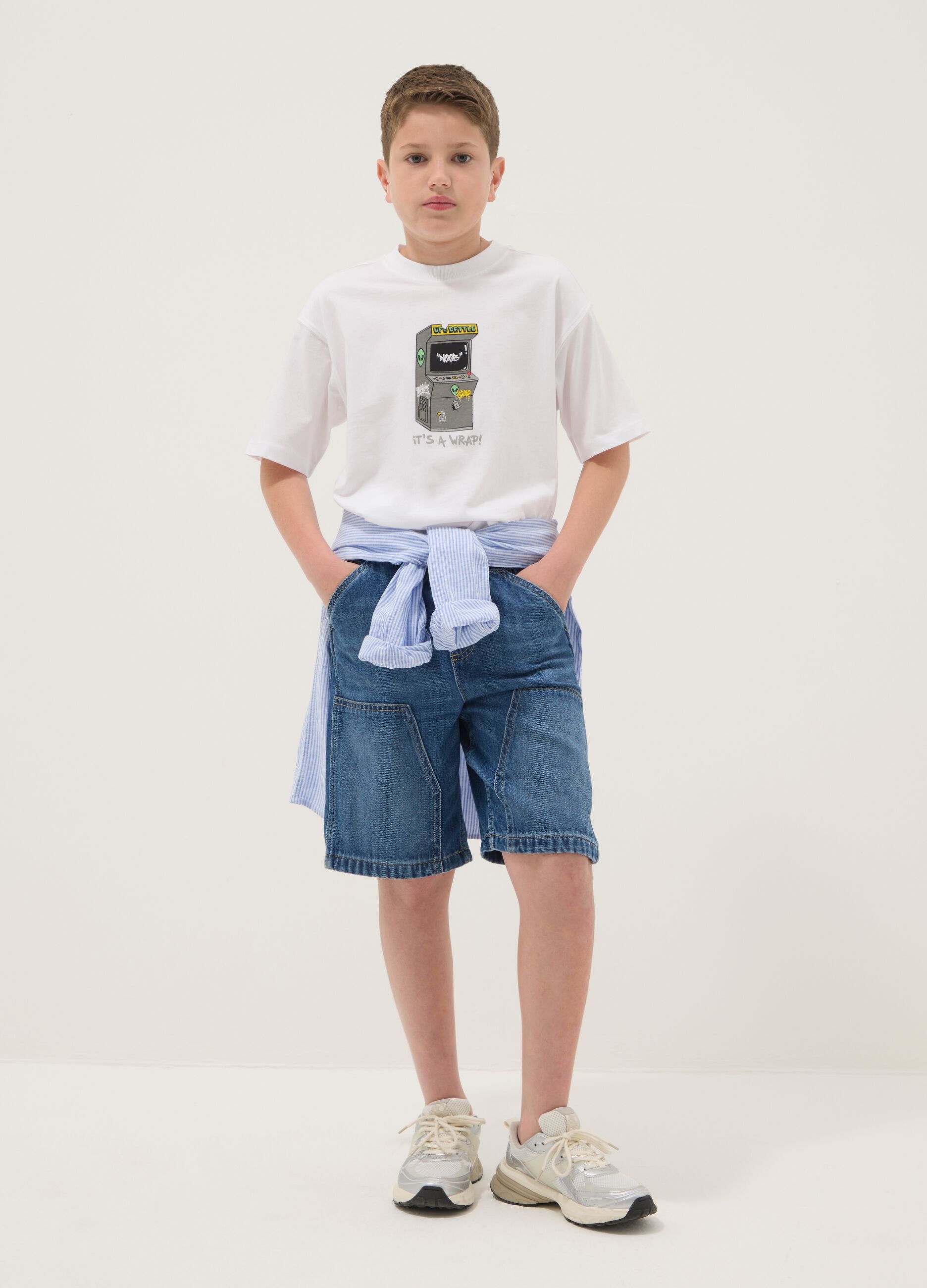 Boys&rsquo; blue denim cotton-blend straight-fit shorts with pockets