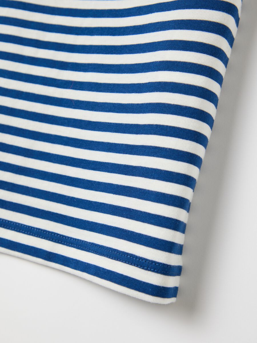 White and blue T-shirt in striped cotton_3