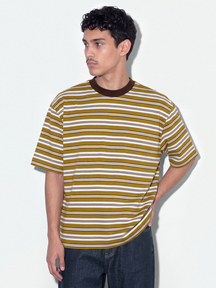 Brown striped pure cotton boxy-fit T-shirt_0