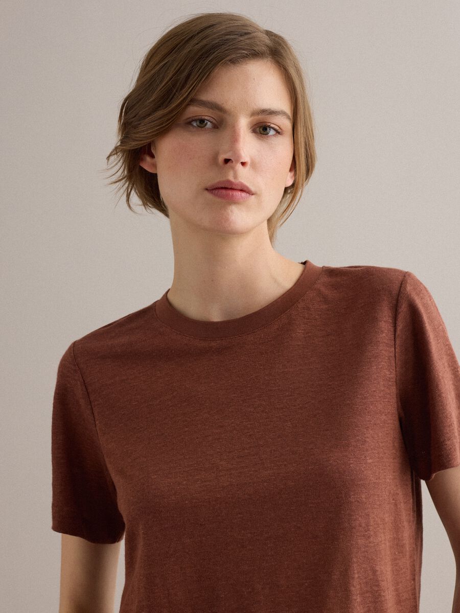 Brown pure linen short-sleeve regular-fit T-shirt_2