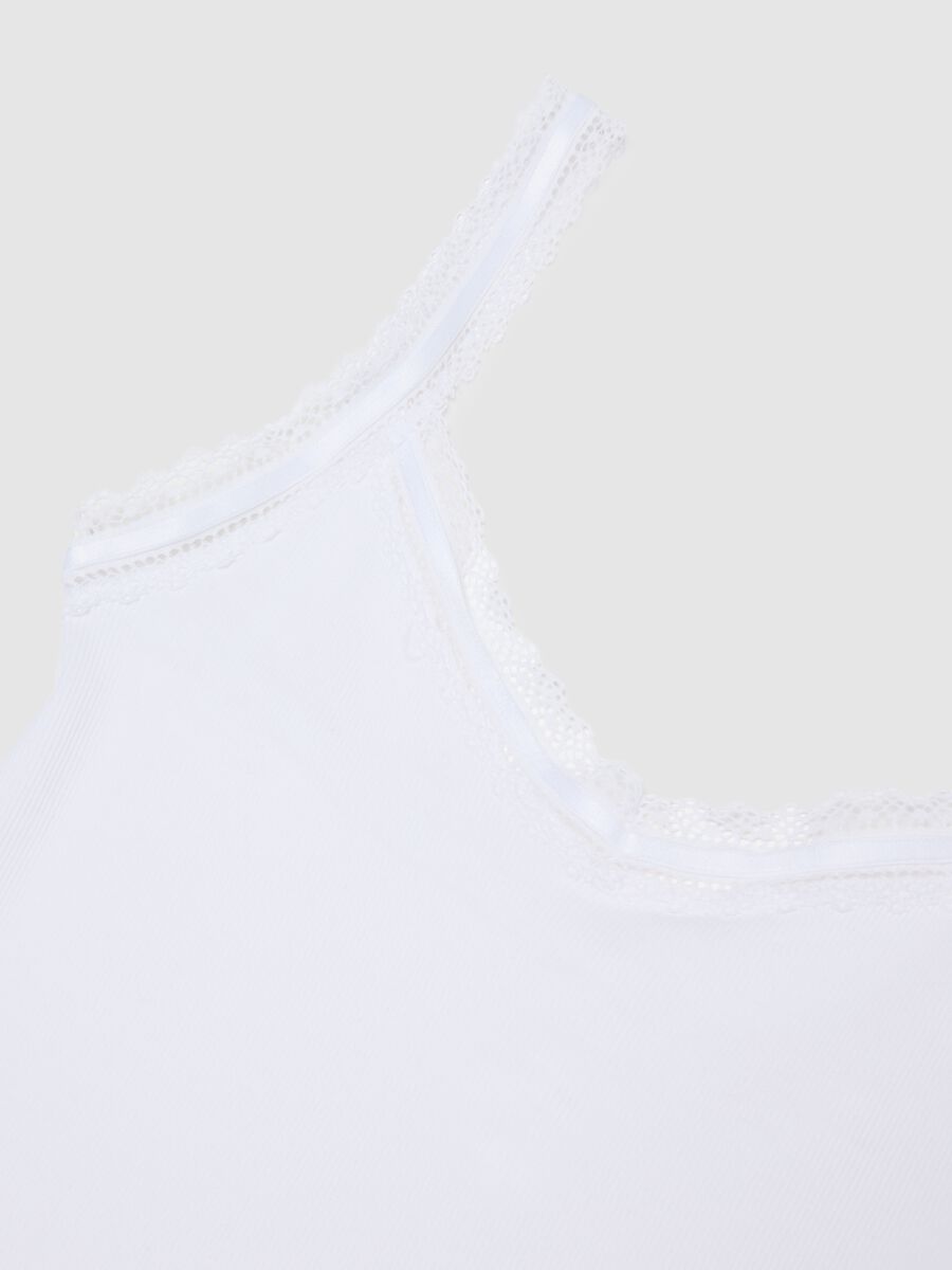 White pure cotton regular fit vest with lace trim_1