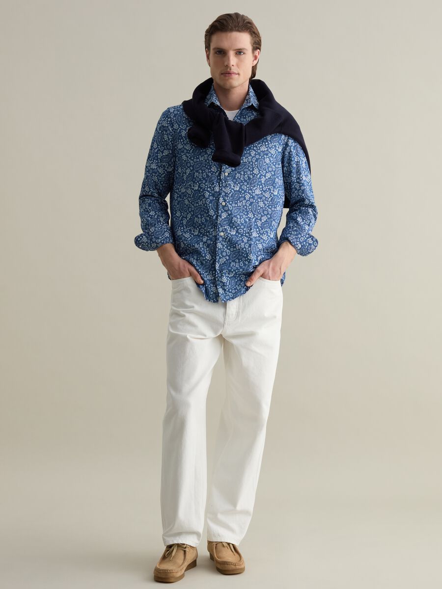 Cotton shirt with paisley print_1