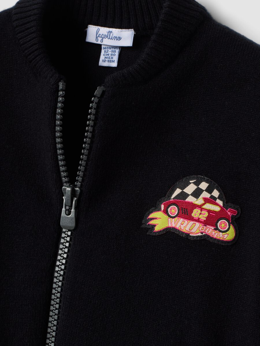 Cardigan nero in misto viscosa con zip e macchinina_3