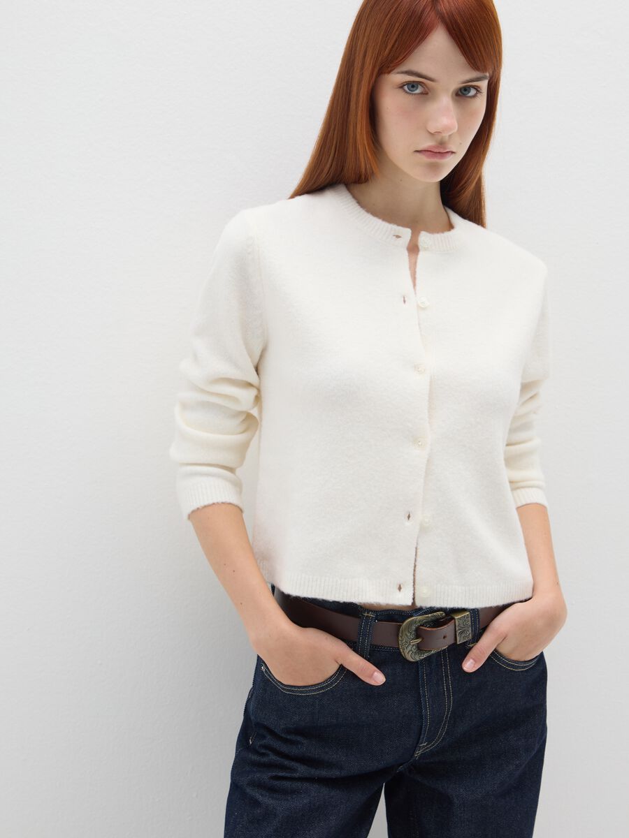 White regular fit cardigan with buttons_3