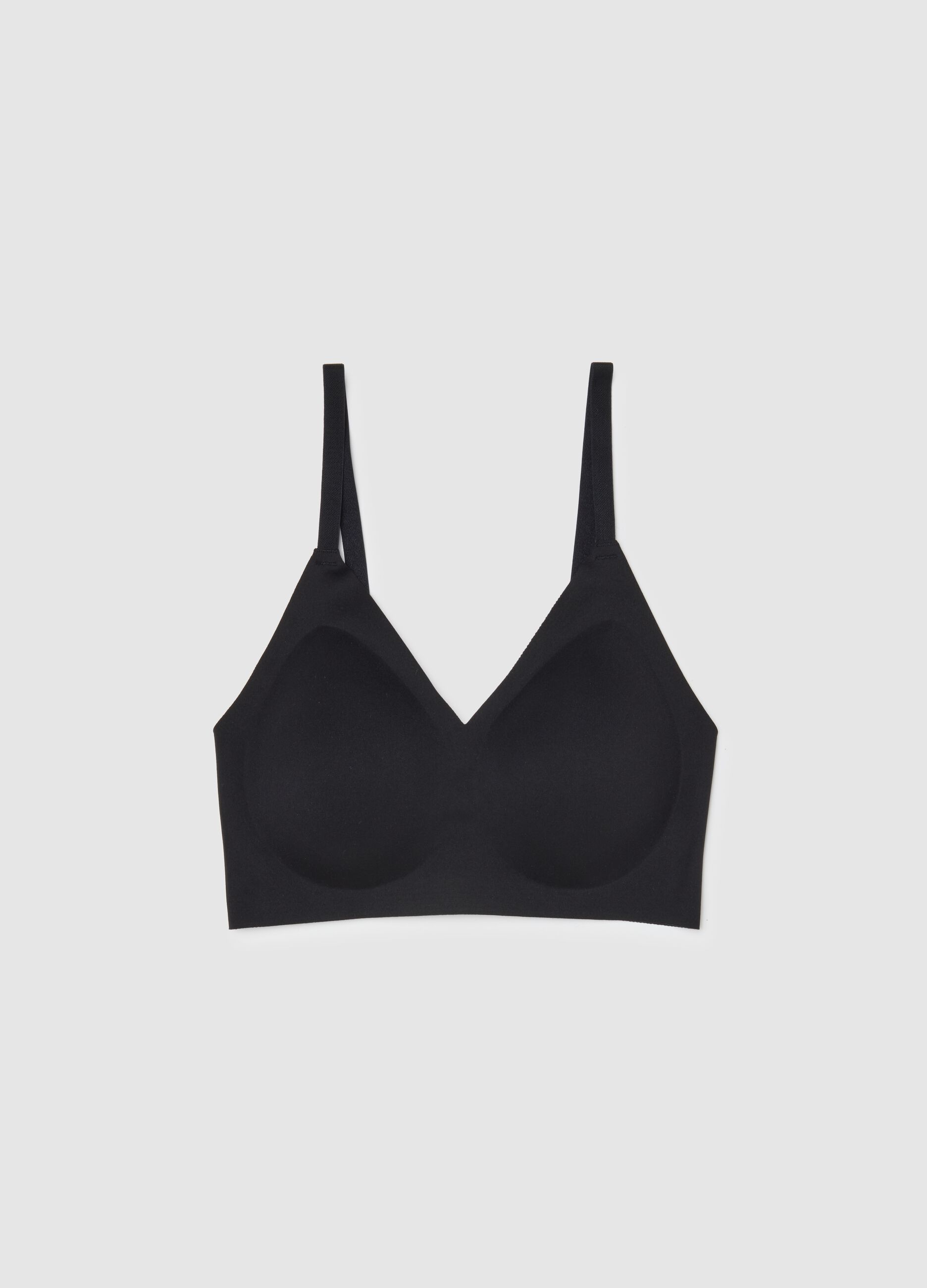 Black Seamless Bra with Removable Padding