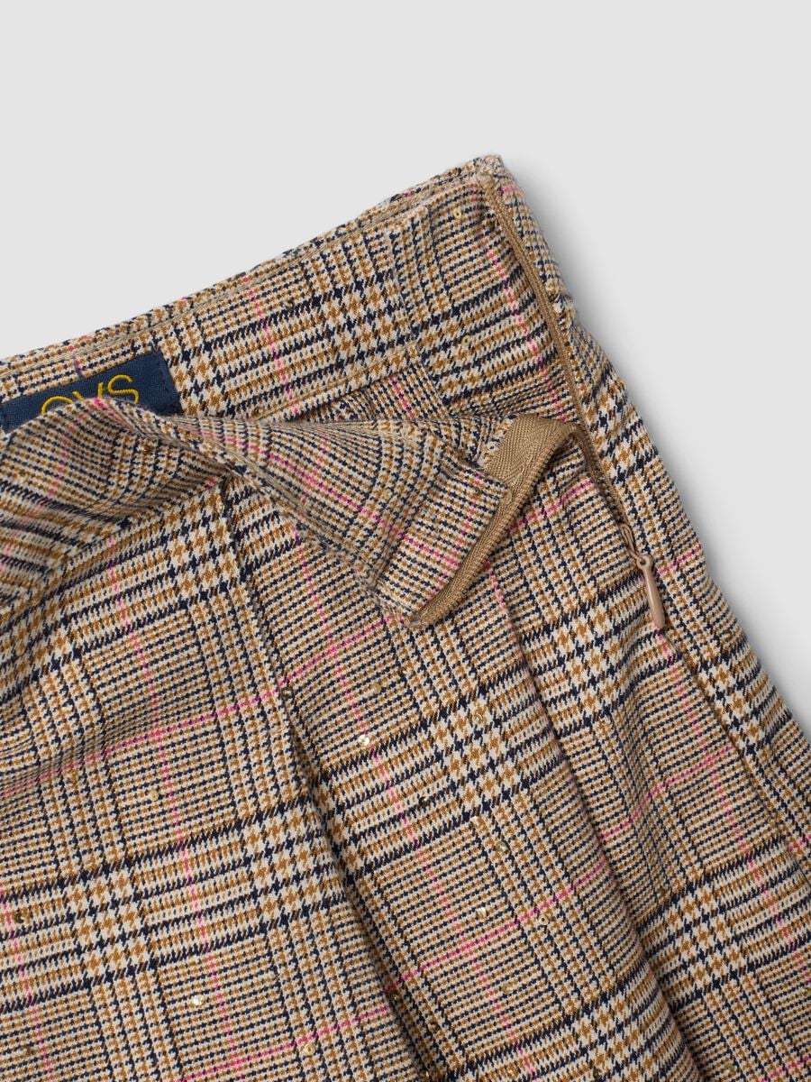 Gonna pantalone marrone in viscosa elasticizzata a quadri per bambina_2