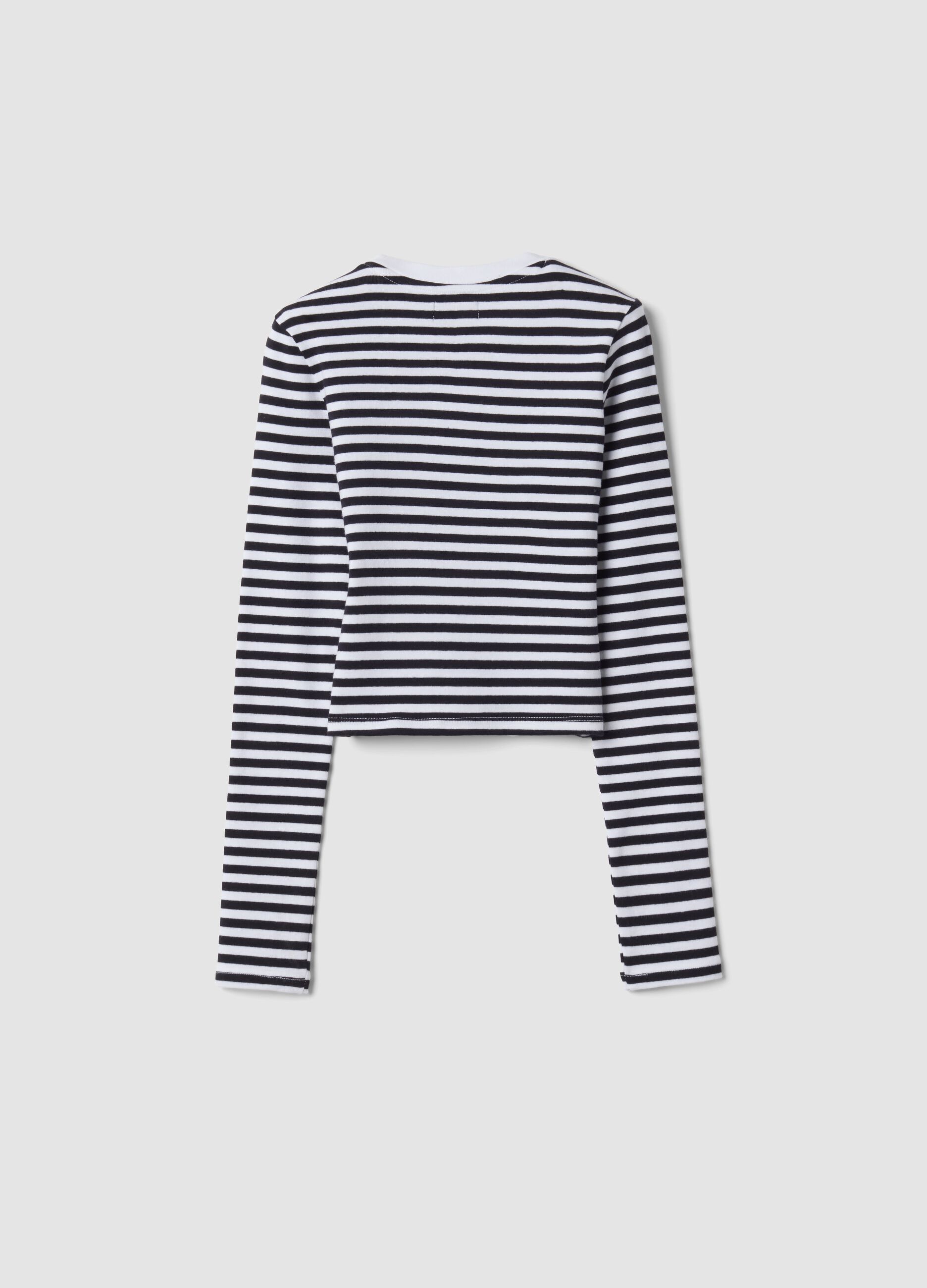 T-shirt nera a righe in cotone organico elasticizzato girocollo