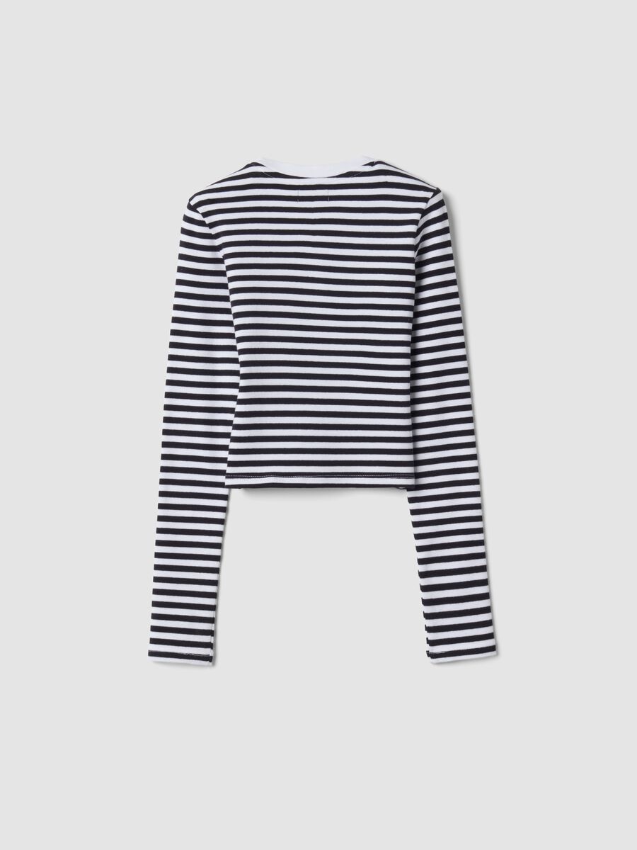 T-shirt nera a righe in cotone organico elasticizzato girocollo_5