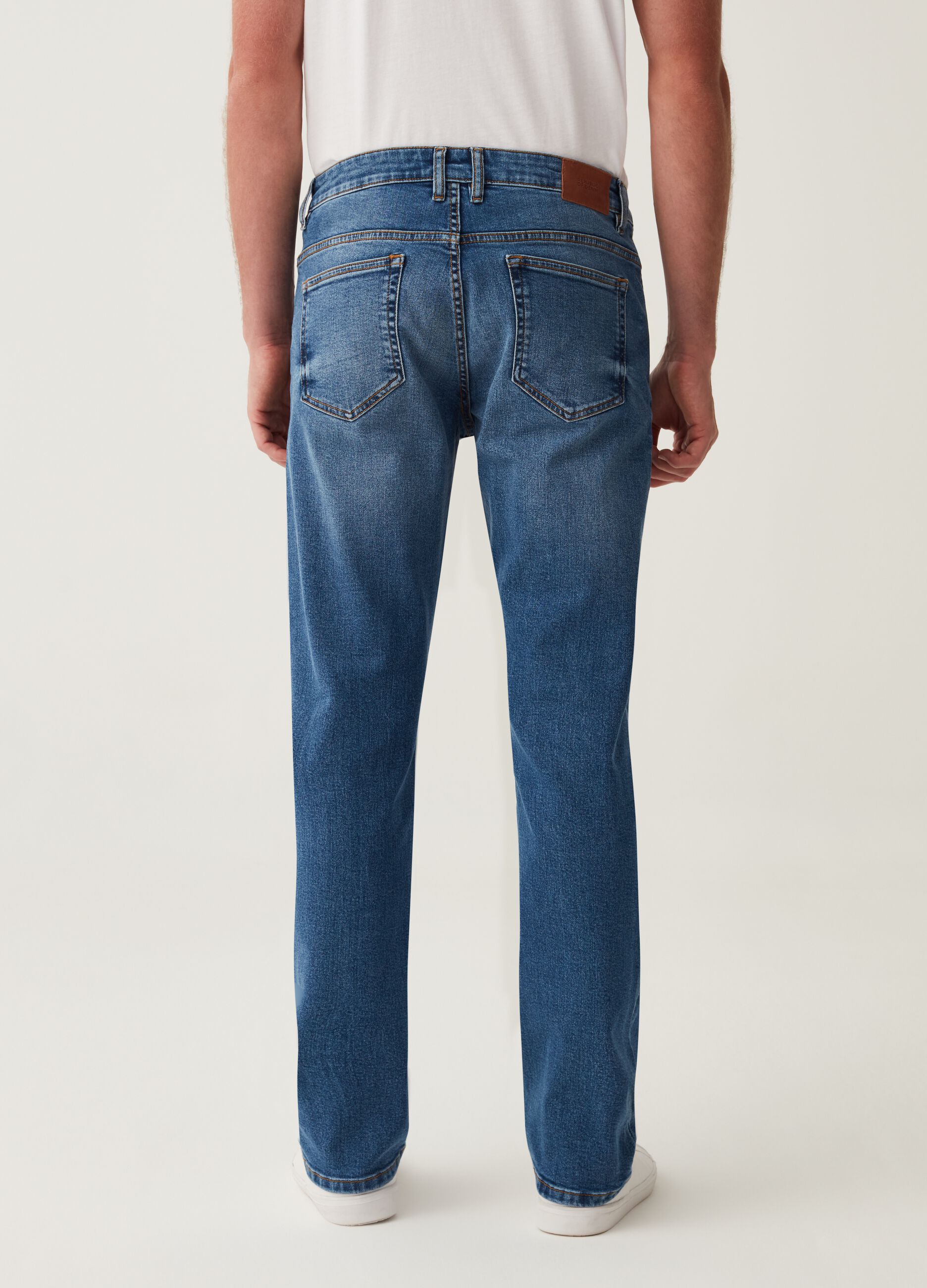 Jeans comfort fit cinque tasche