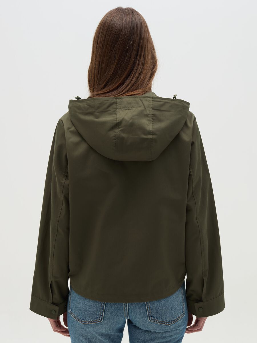 Short jacket with hood_2