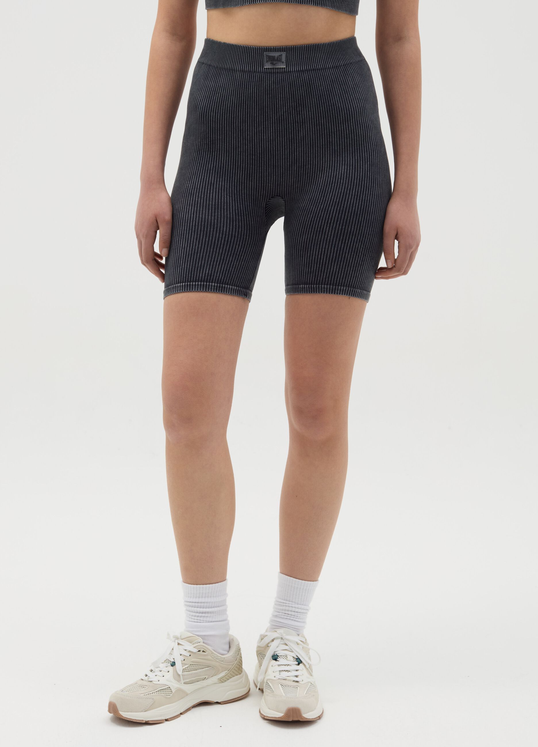 Grey ribbed cycle leggings