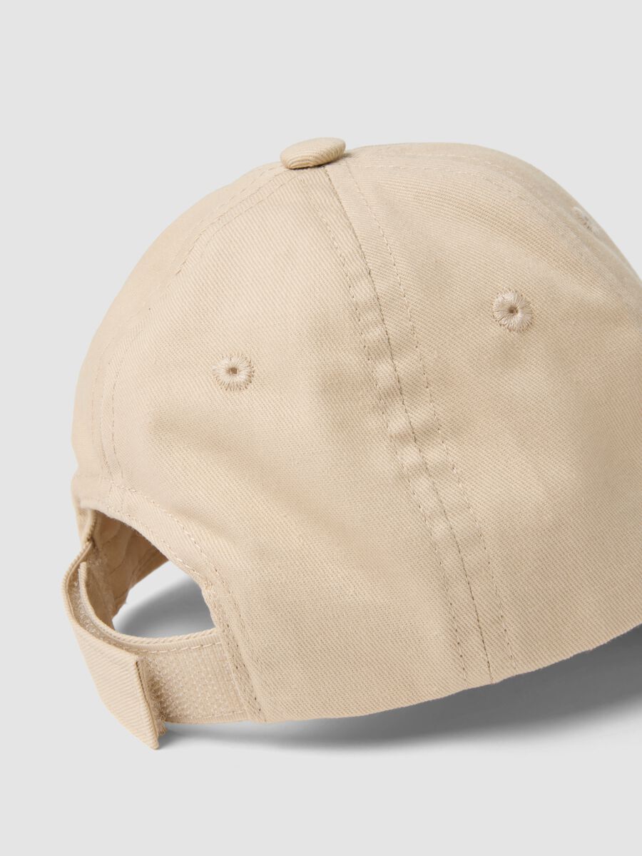 Cappello da baseball in puro cotone beige da bimbo con orsacchiotto_2