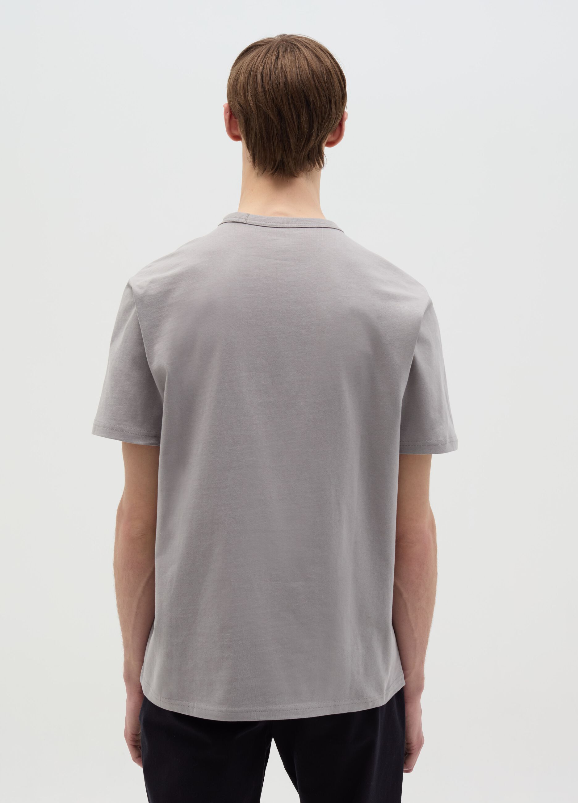 Relaxed-fit T-shirt with round neck