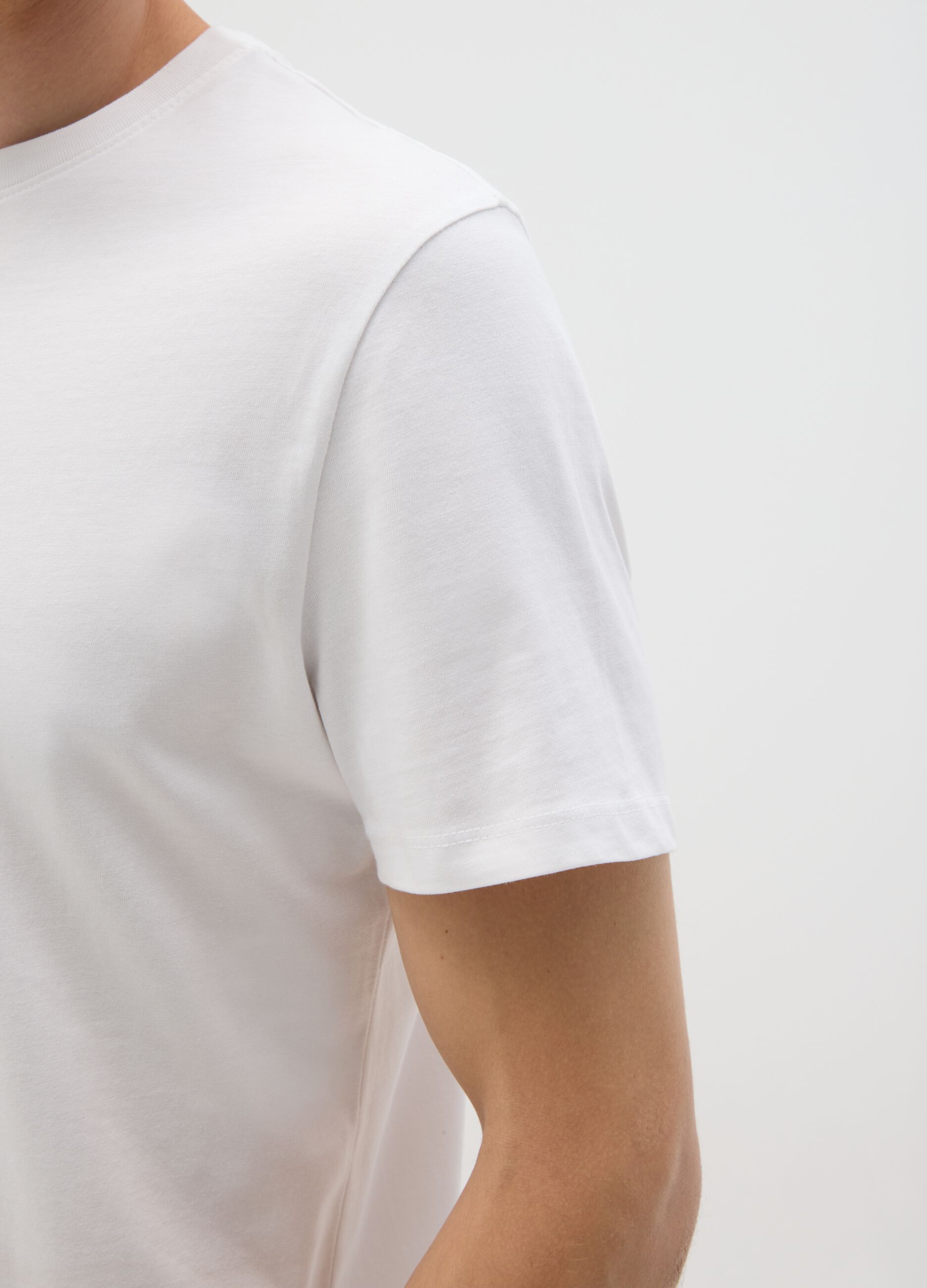 White pure cotton regular fit t-shirt