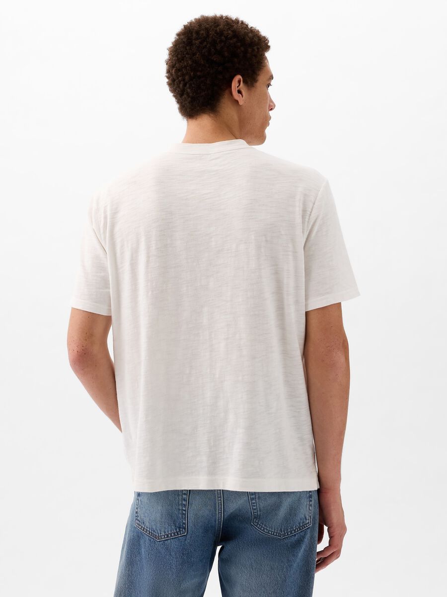 Cotton T-shirt with granddad neckline_2