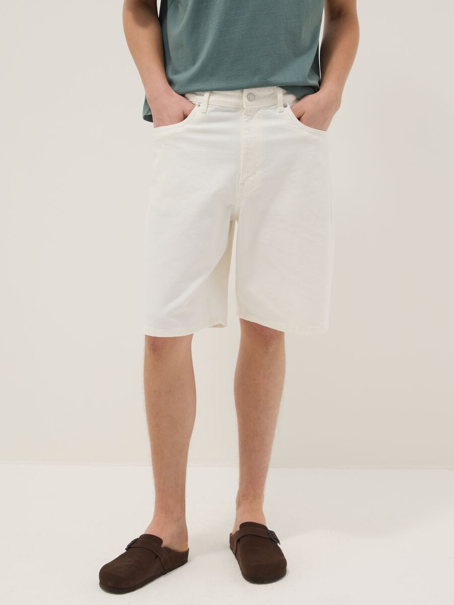 Baggy White Cotton Shorts_1