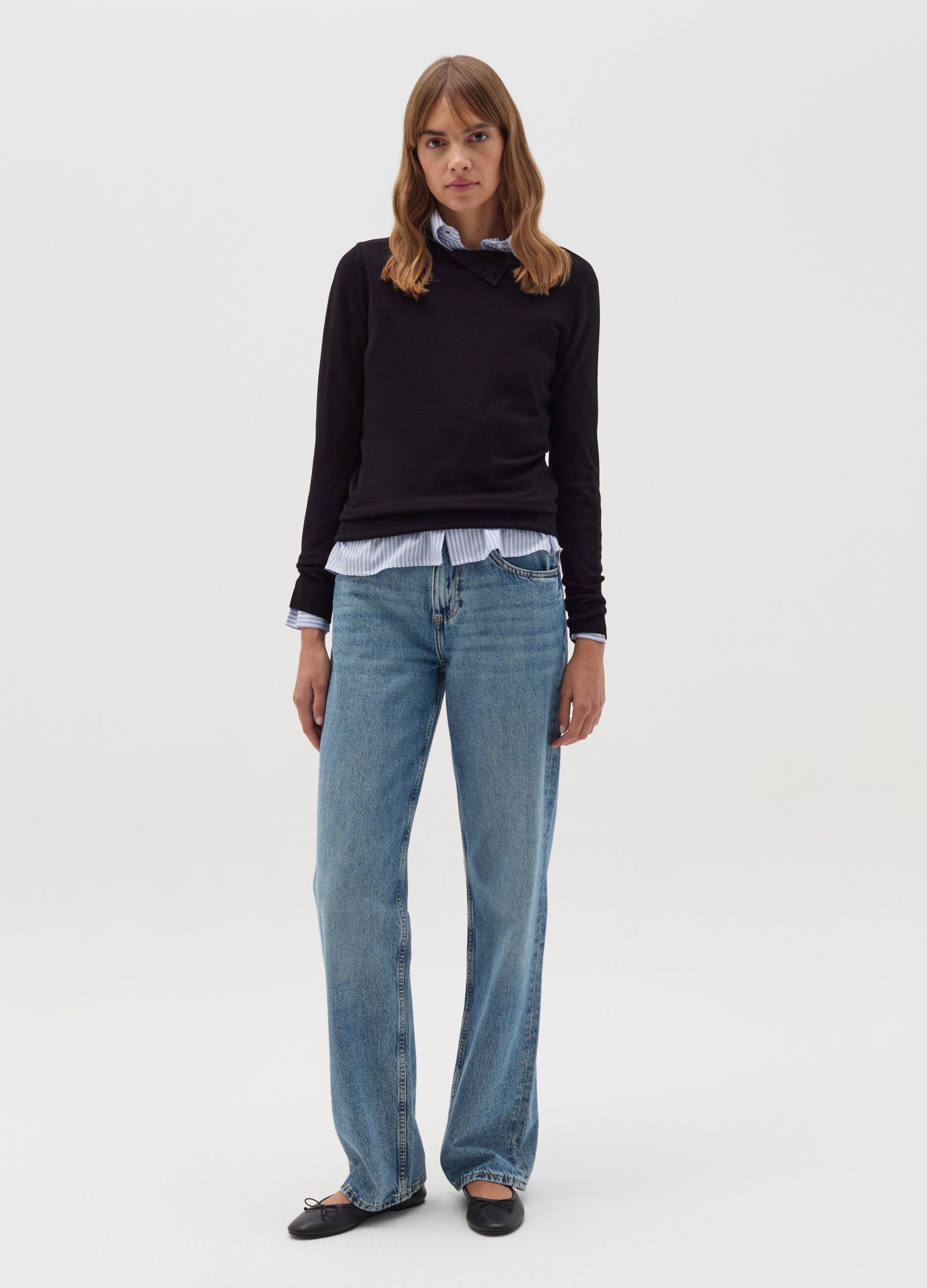 Pullover with high neck and buttons
