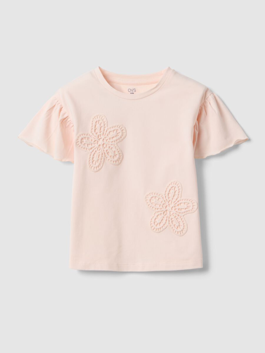 T-shirt in cotone elasticizzato rosa da bambina con ricami floreali_0