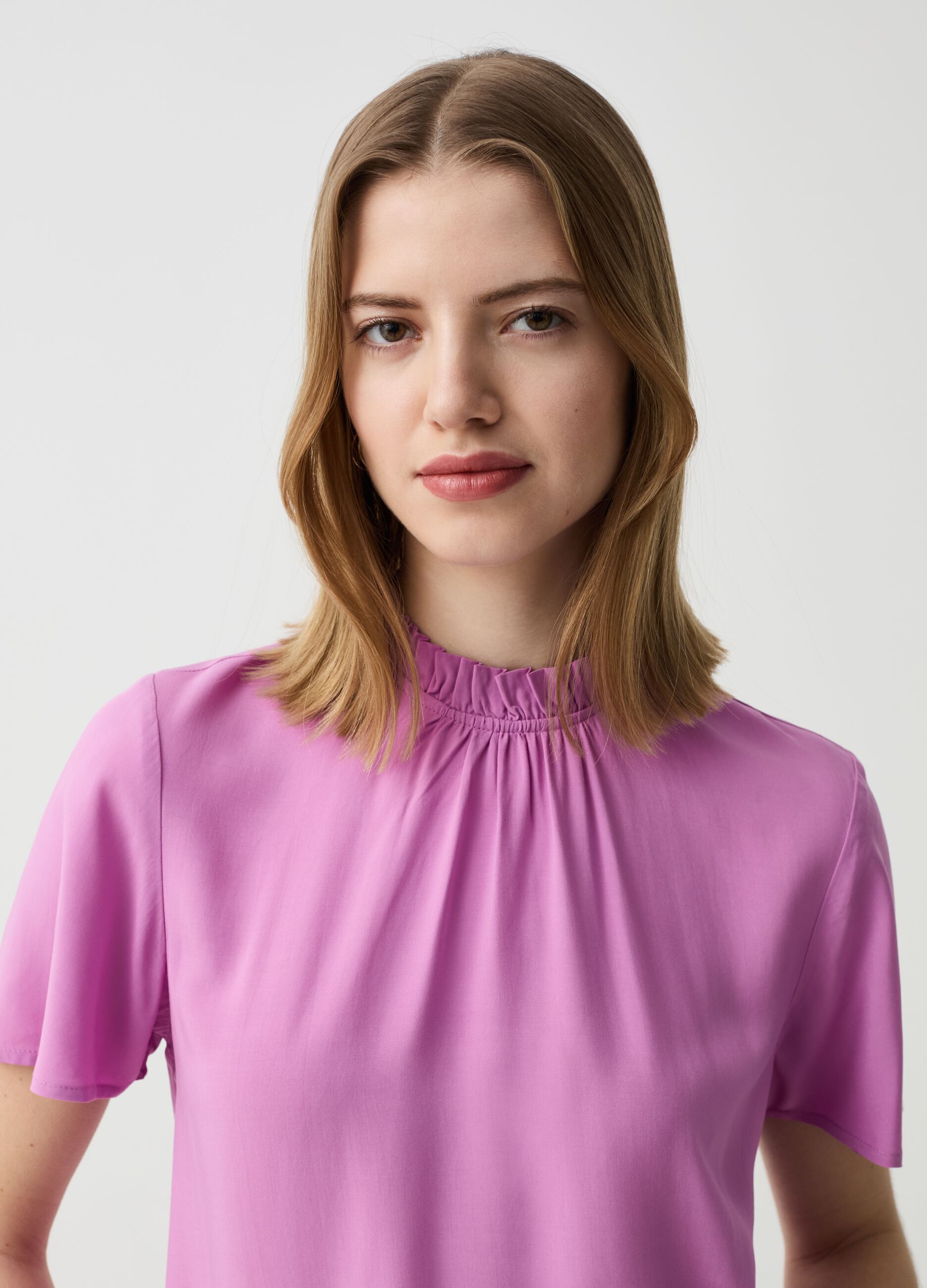 Viscose blouse with pleating