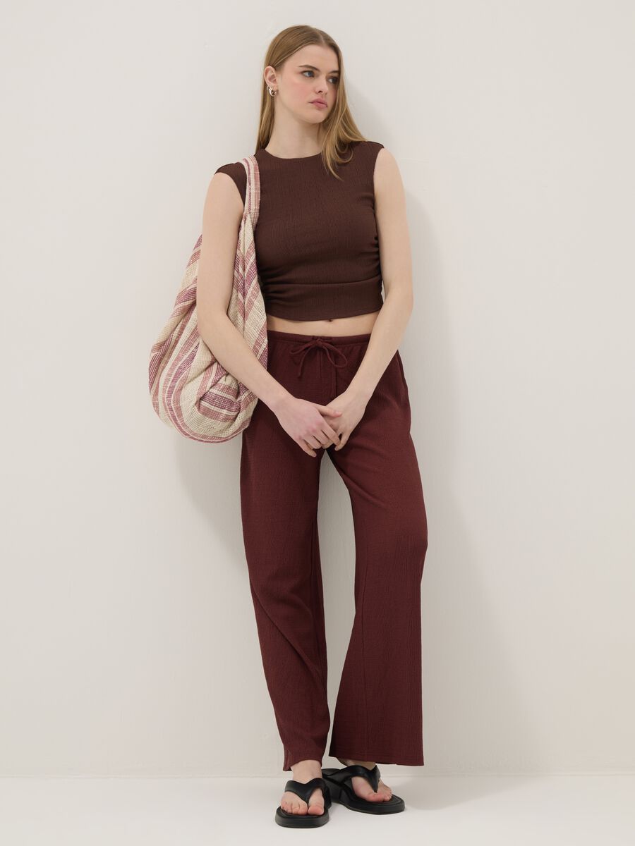 Brown stretch sleeveless top, regular fit_1