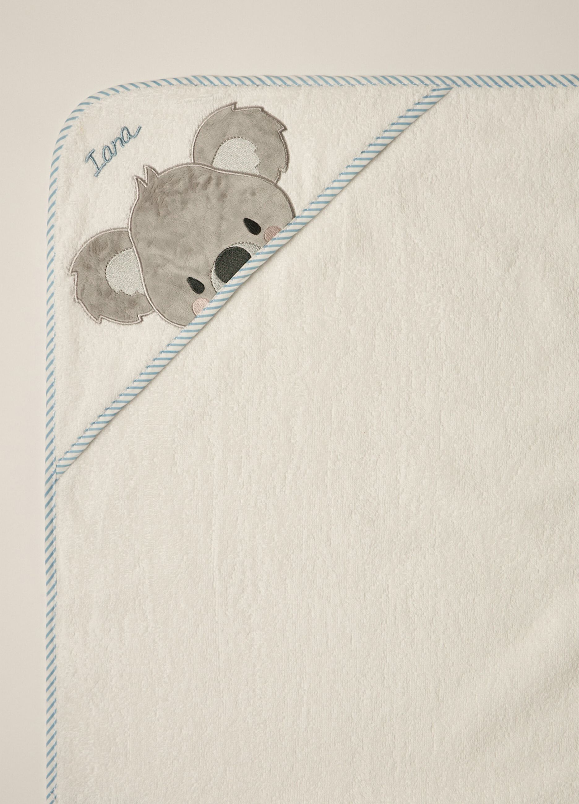 IANA newborn boy towel with corner