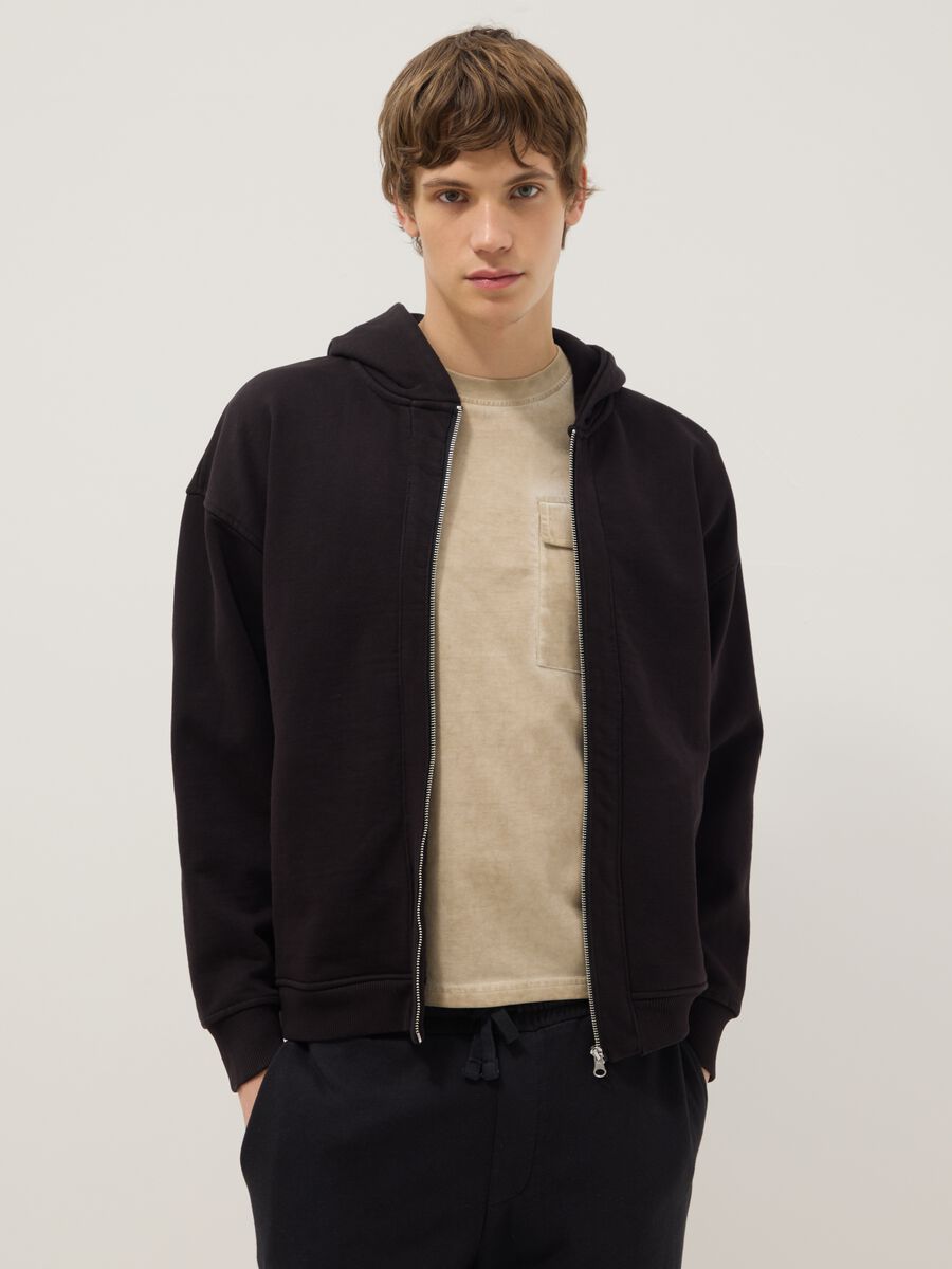 Felpa in misto cotone nera oversize fit con cappuccio_1