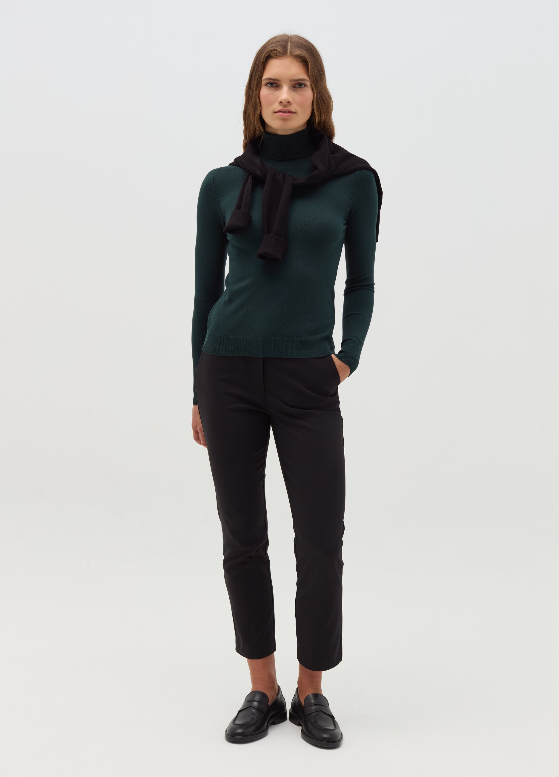 Pullover with high neck