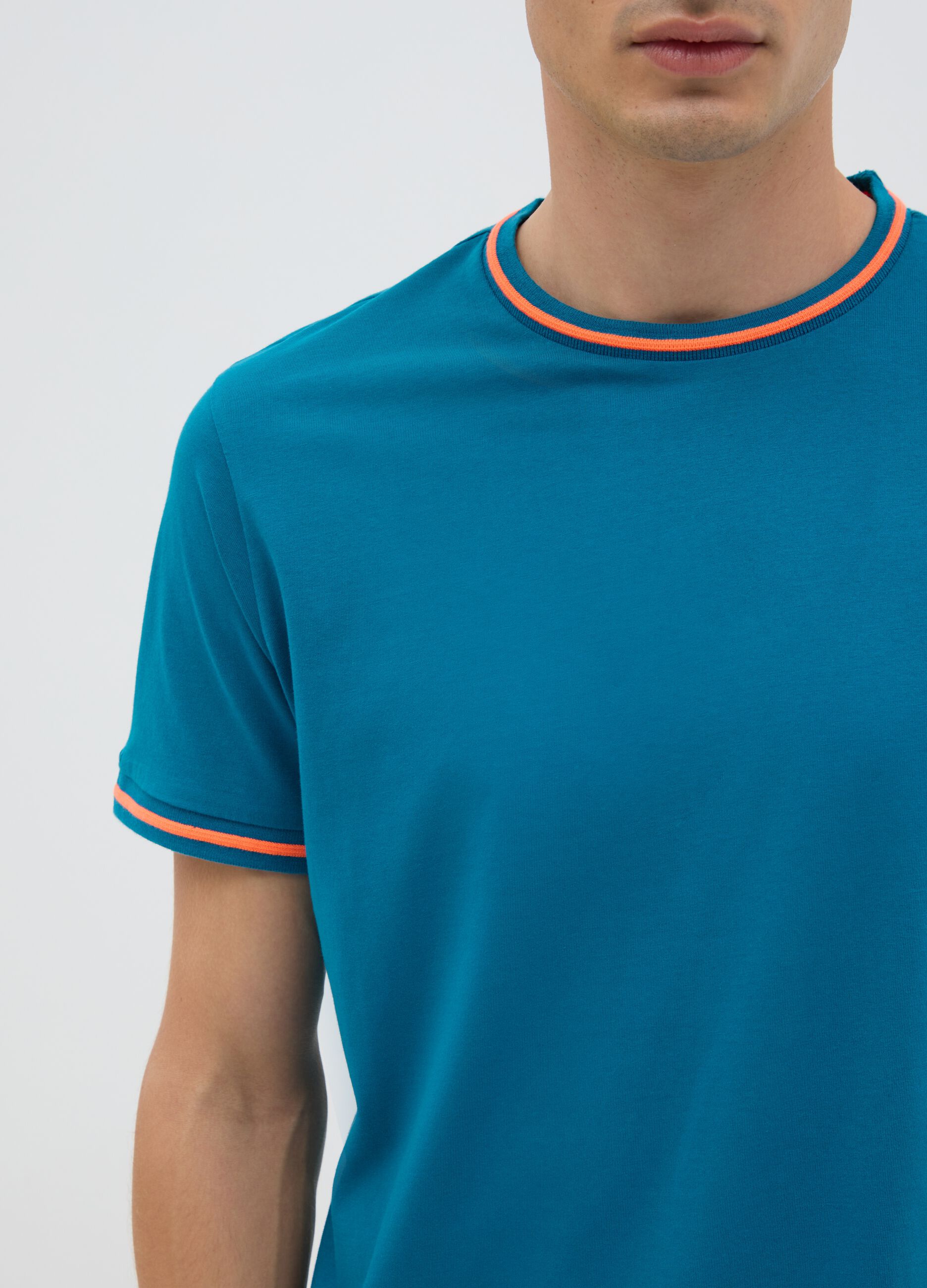 Men's pure cotton blue t-shirt regular fit with fluorescent details