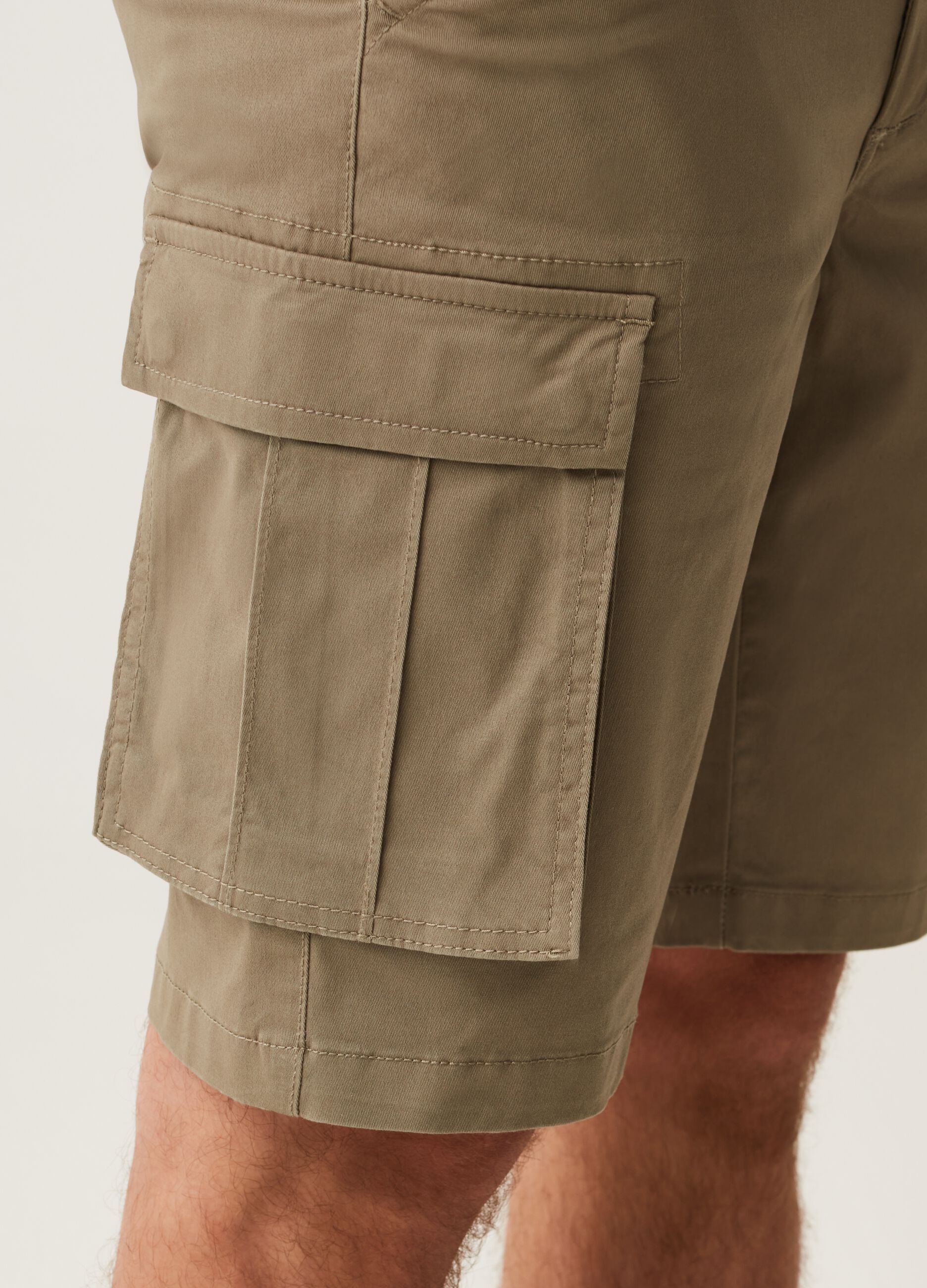 Bermuda cargo loose fit in cotone stretch_3