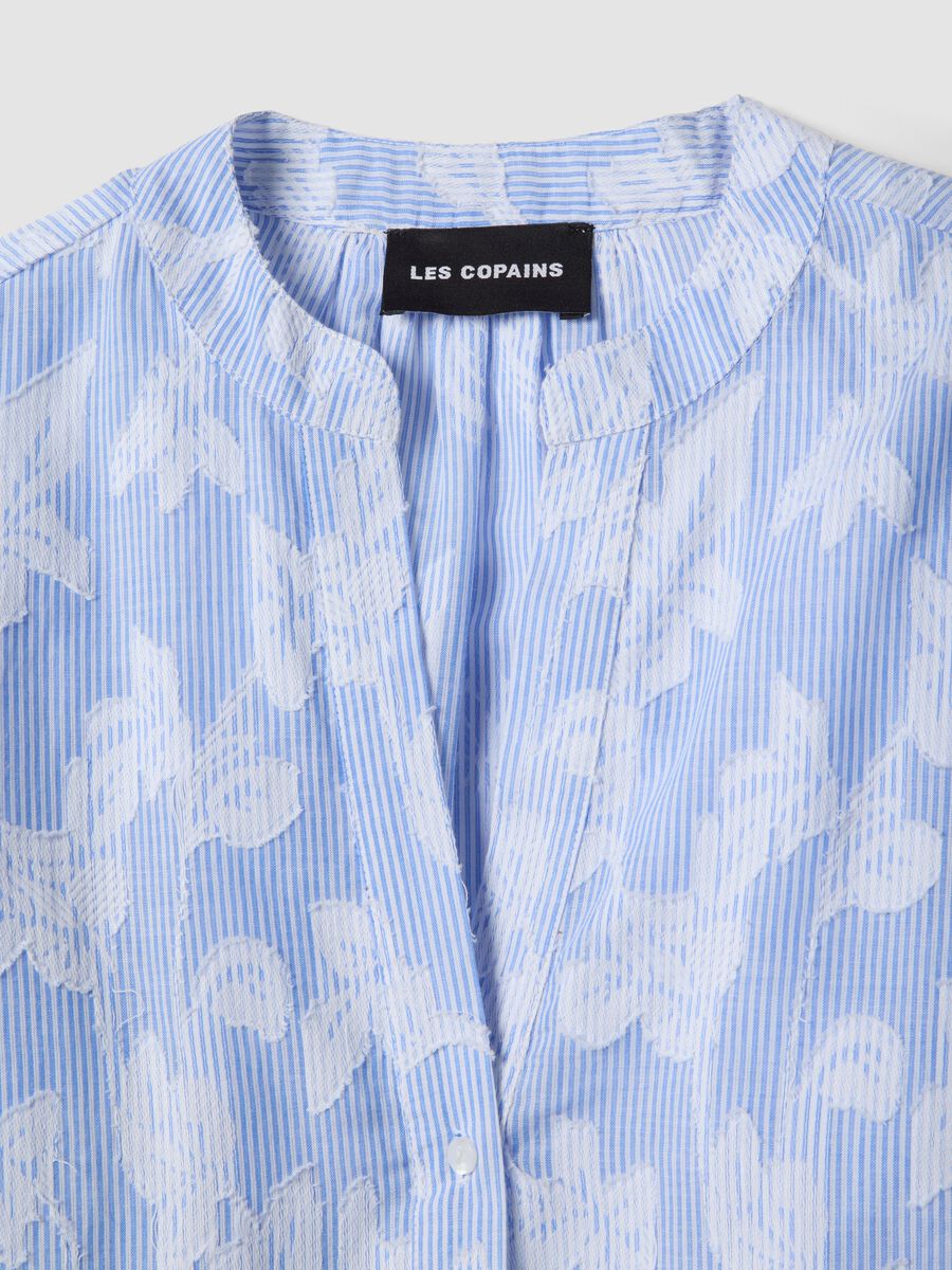 Multicolour pure cotton regular fit shirt with floral design_5