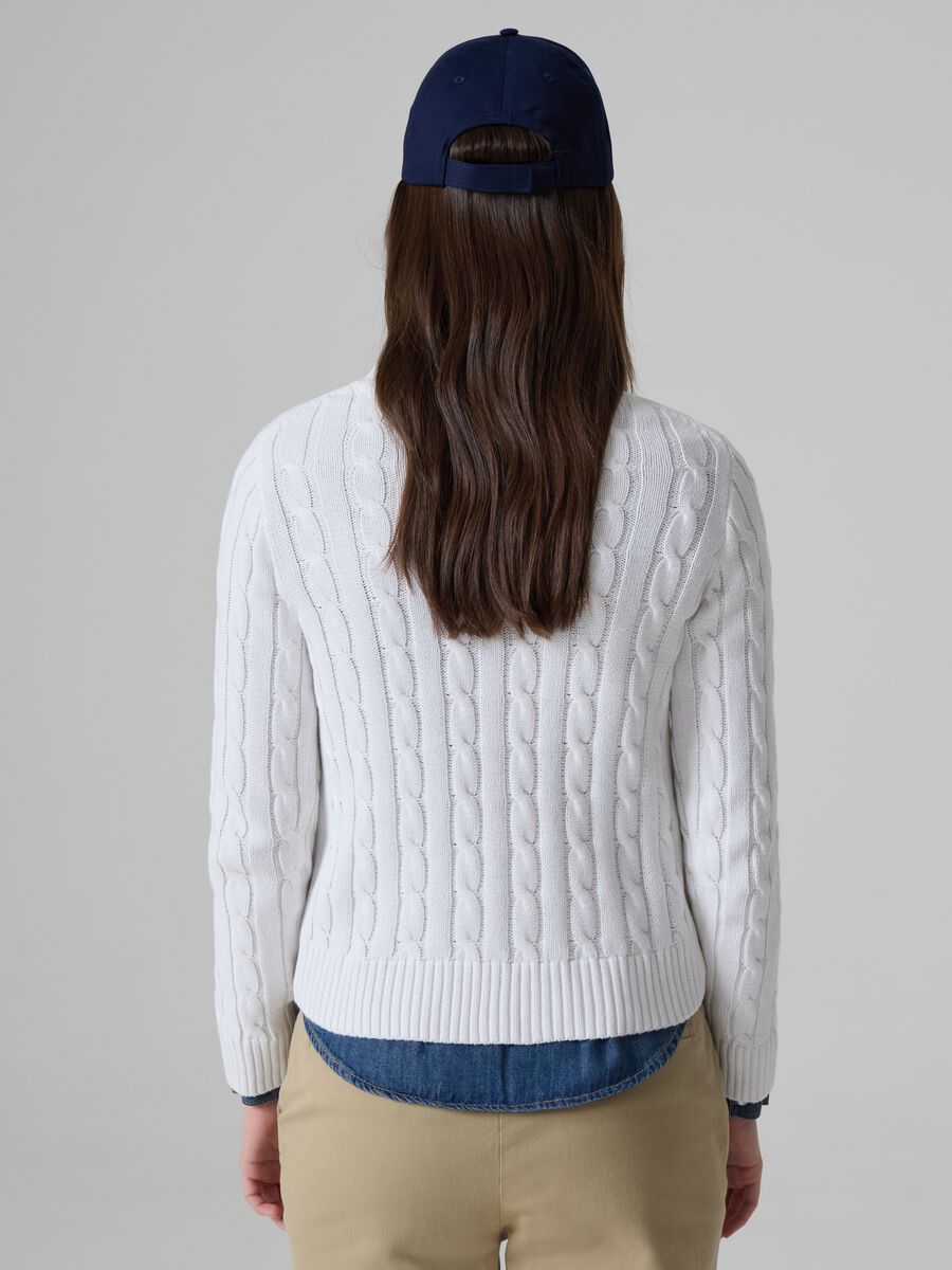 Ribbed pullover with cable-knit design_2