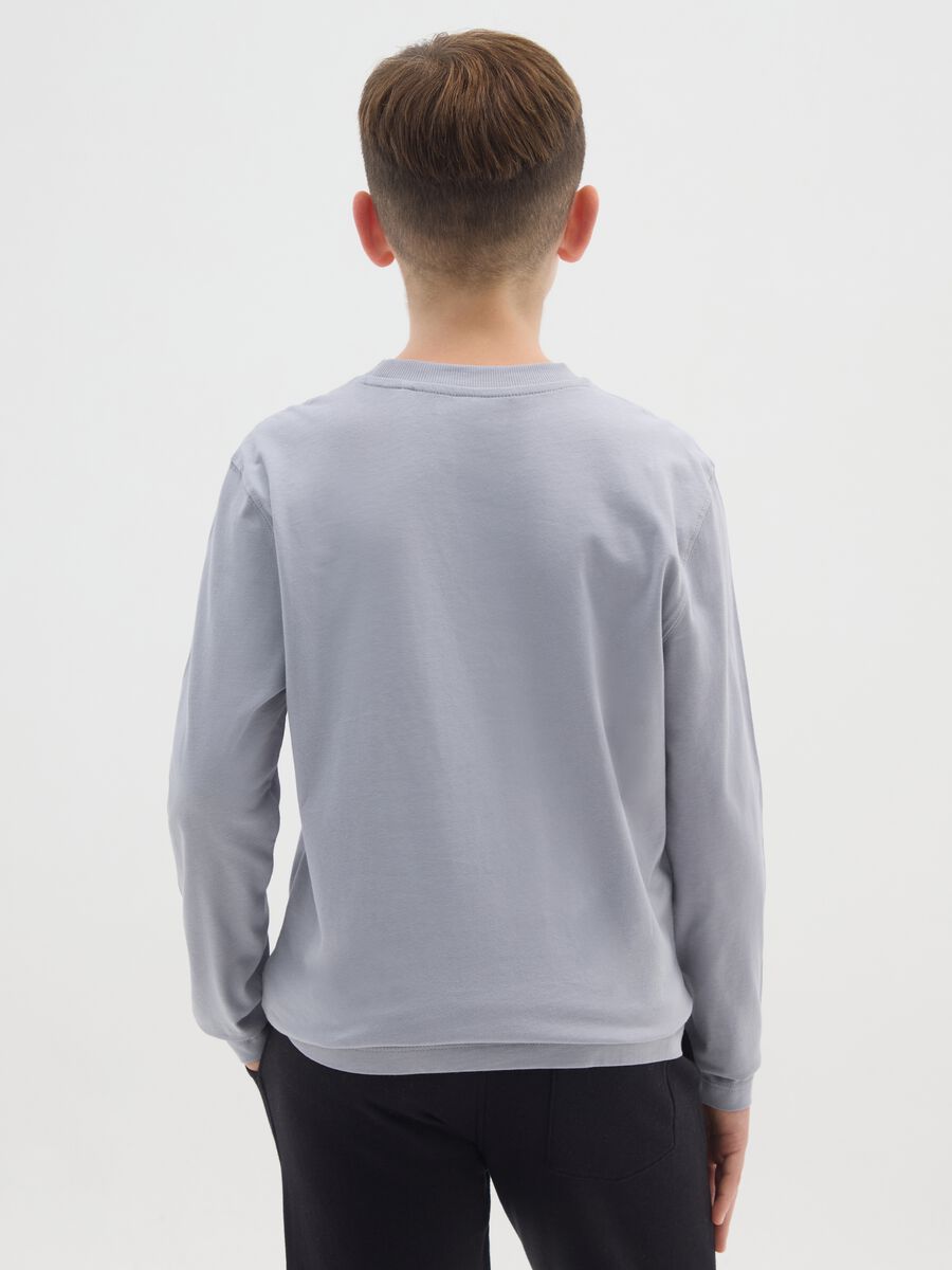 T-shirt da ragazzo in puro cotone grigia oversize_1