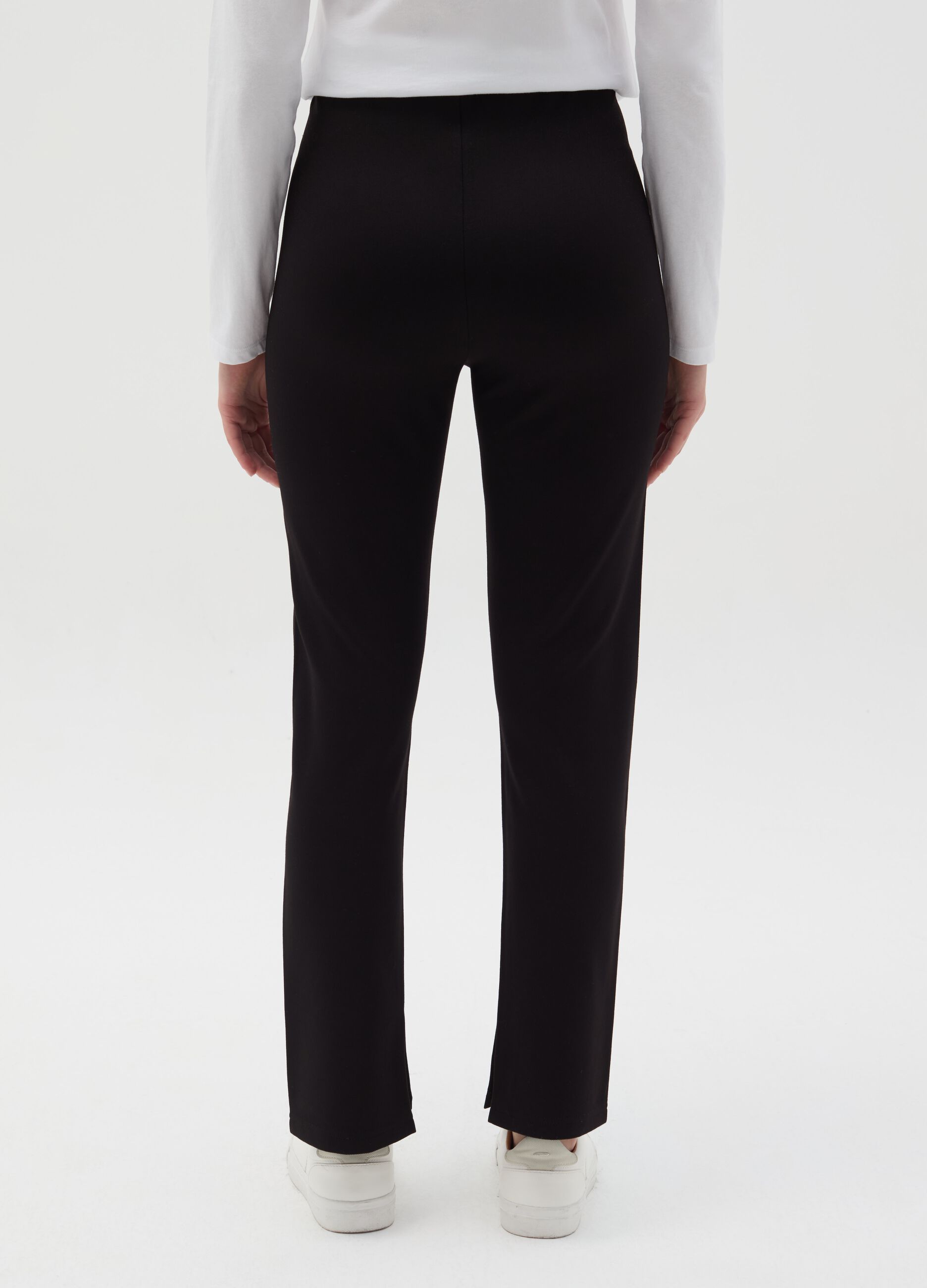 Solid colour stretch leggings