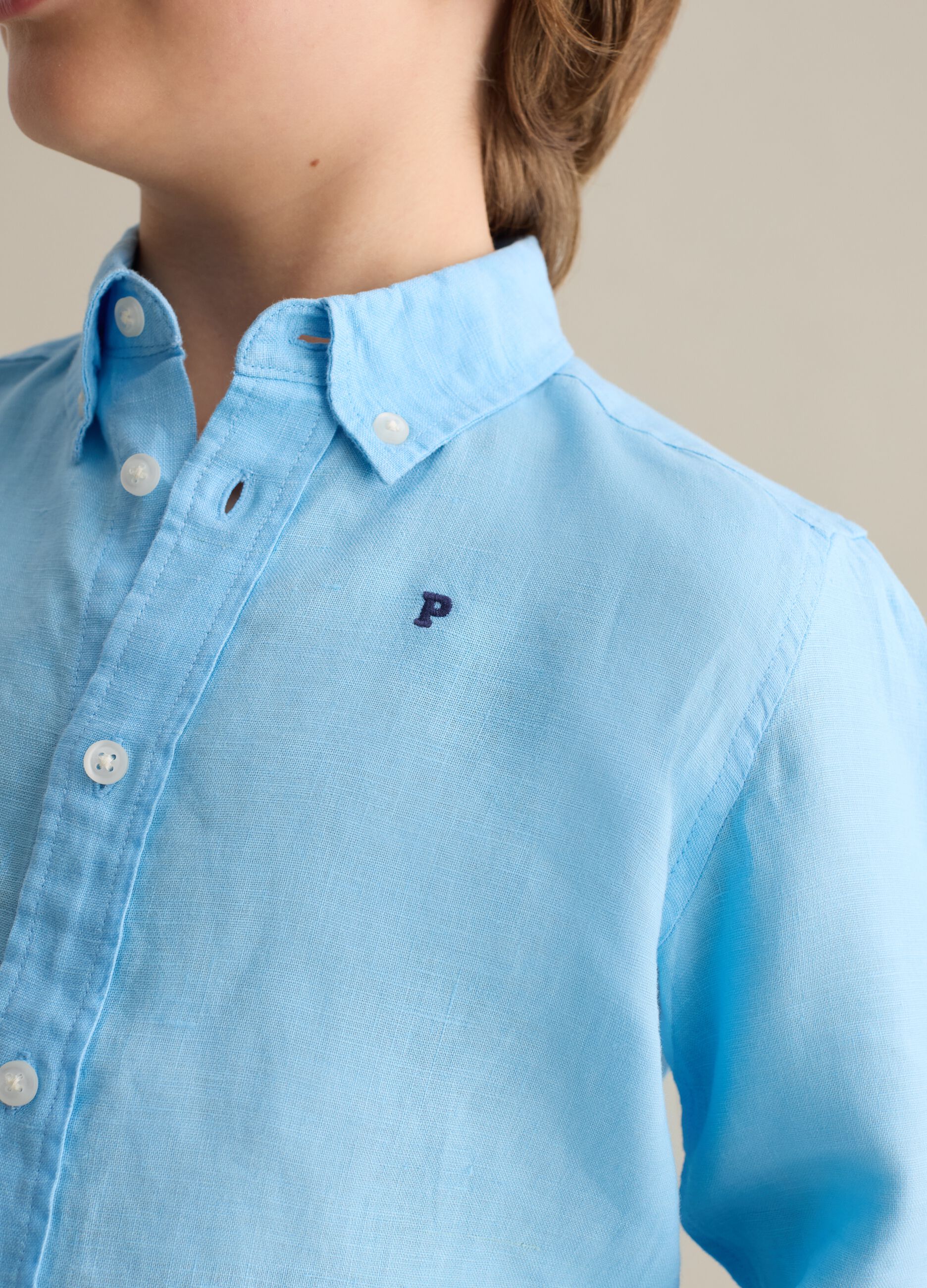 Light blue linen shirt with logo embroidery