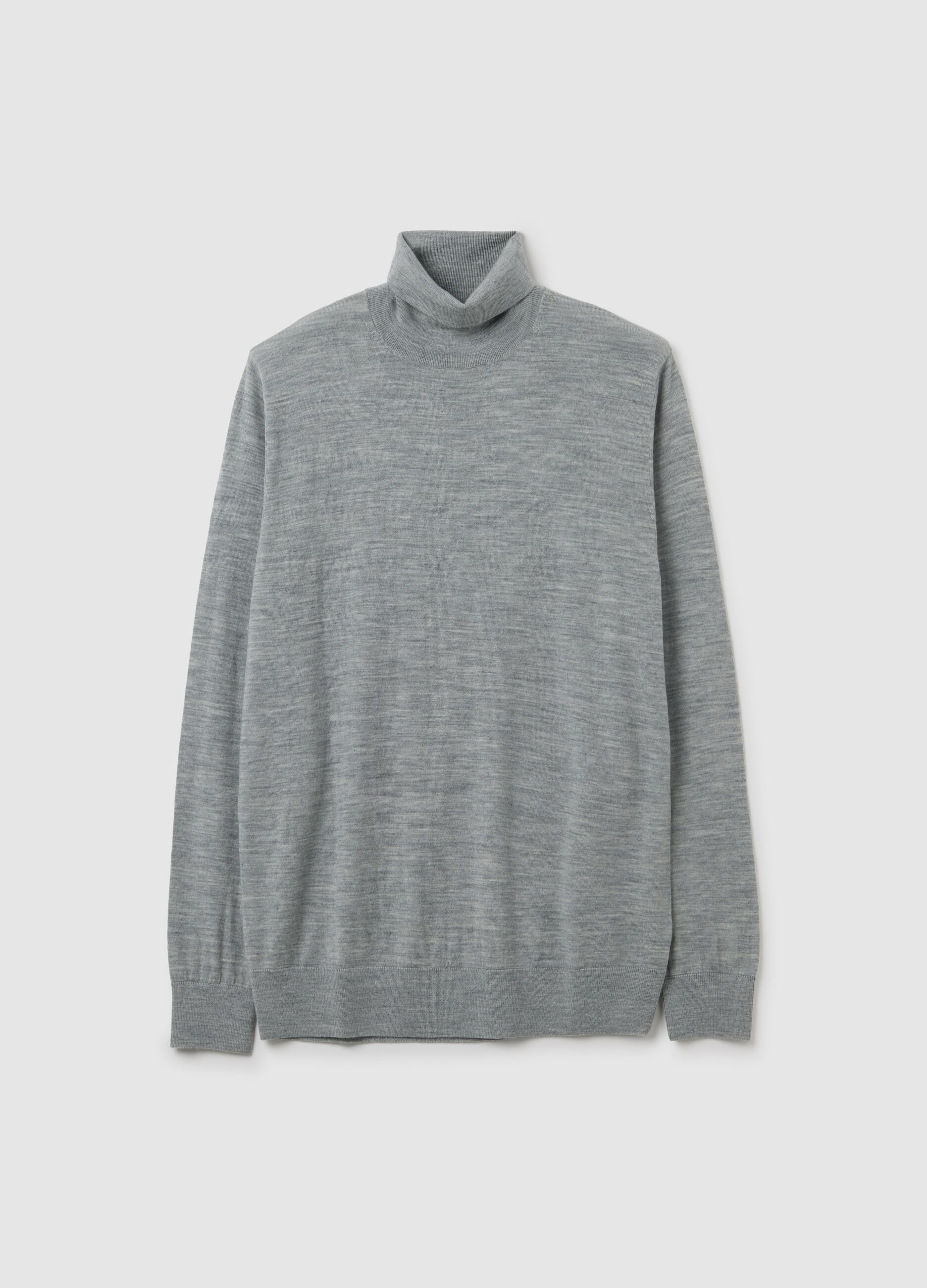 Turtle-neck Merino wool pullover